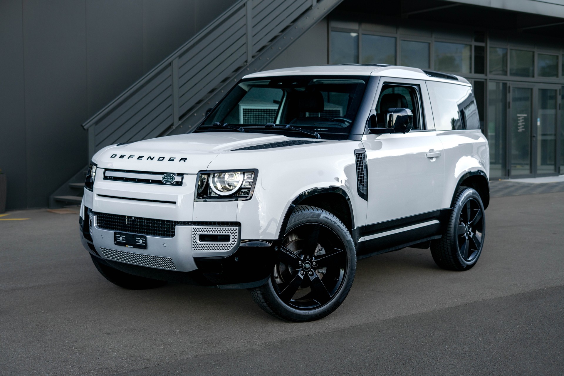 LAND ROVER Defender 90 3.0D I6 X-Dynamic S AT8