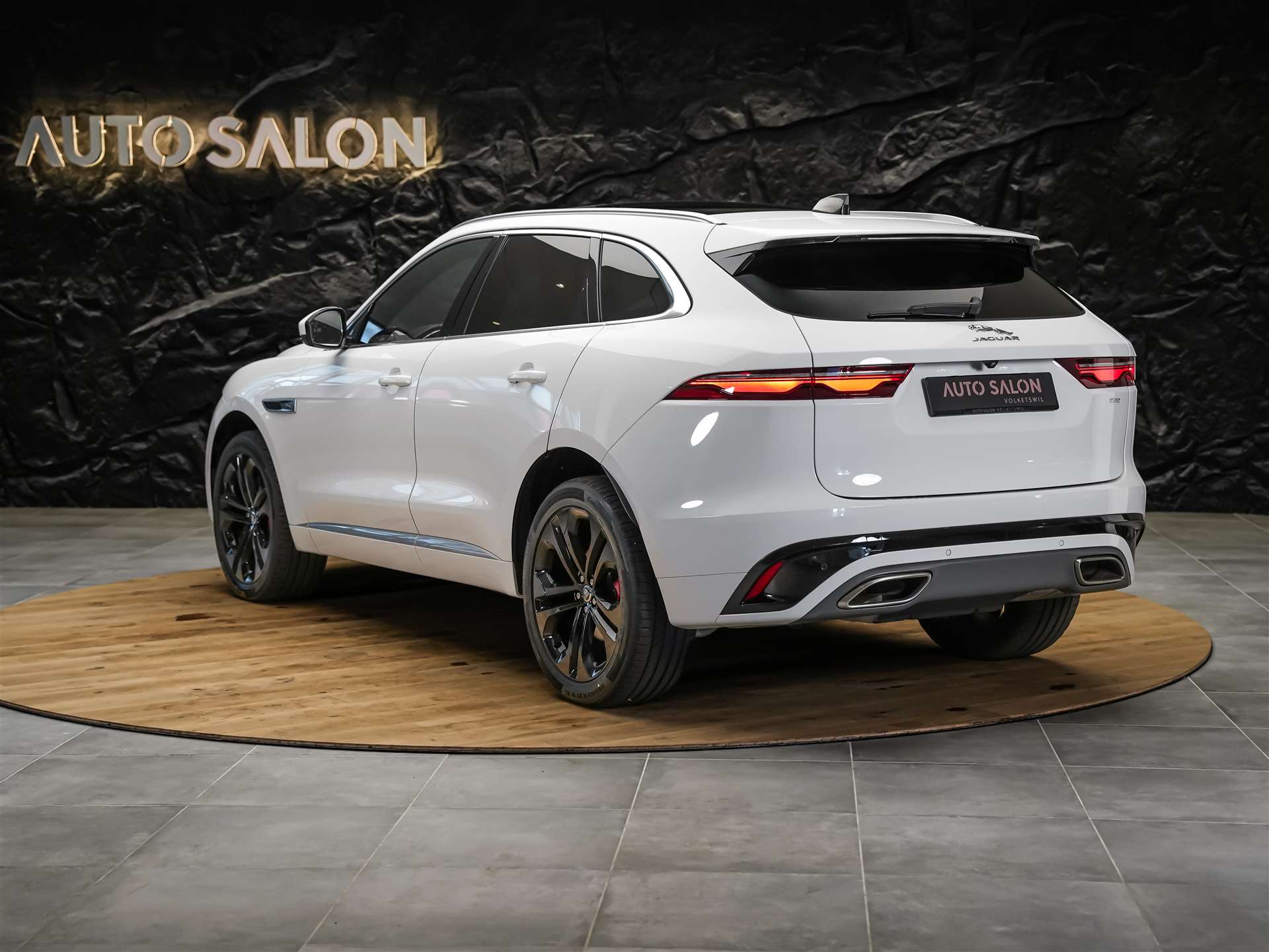 JAGUAR F-Pace 3.0 D300 R-Dynamic MHEV SE AWD *Facelift*Panorama*Meridian*Lenkradheizung*-showroom-element-3