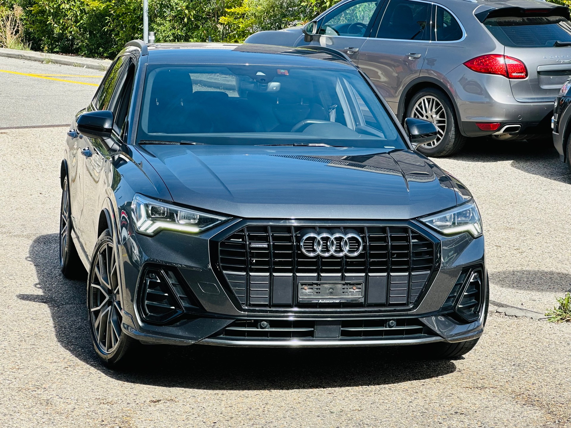 AUDI Q3 40 TFSI S line quattro S-tronic-showroom-element-2