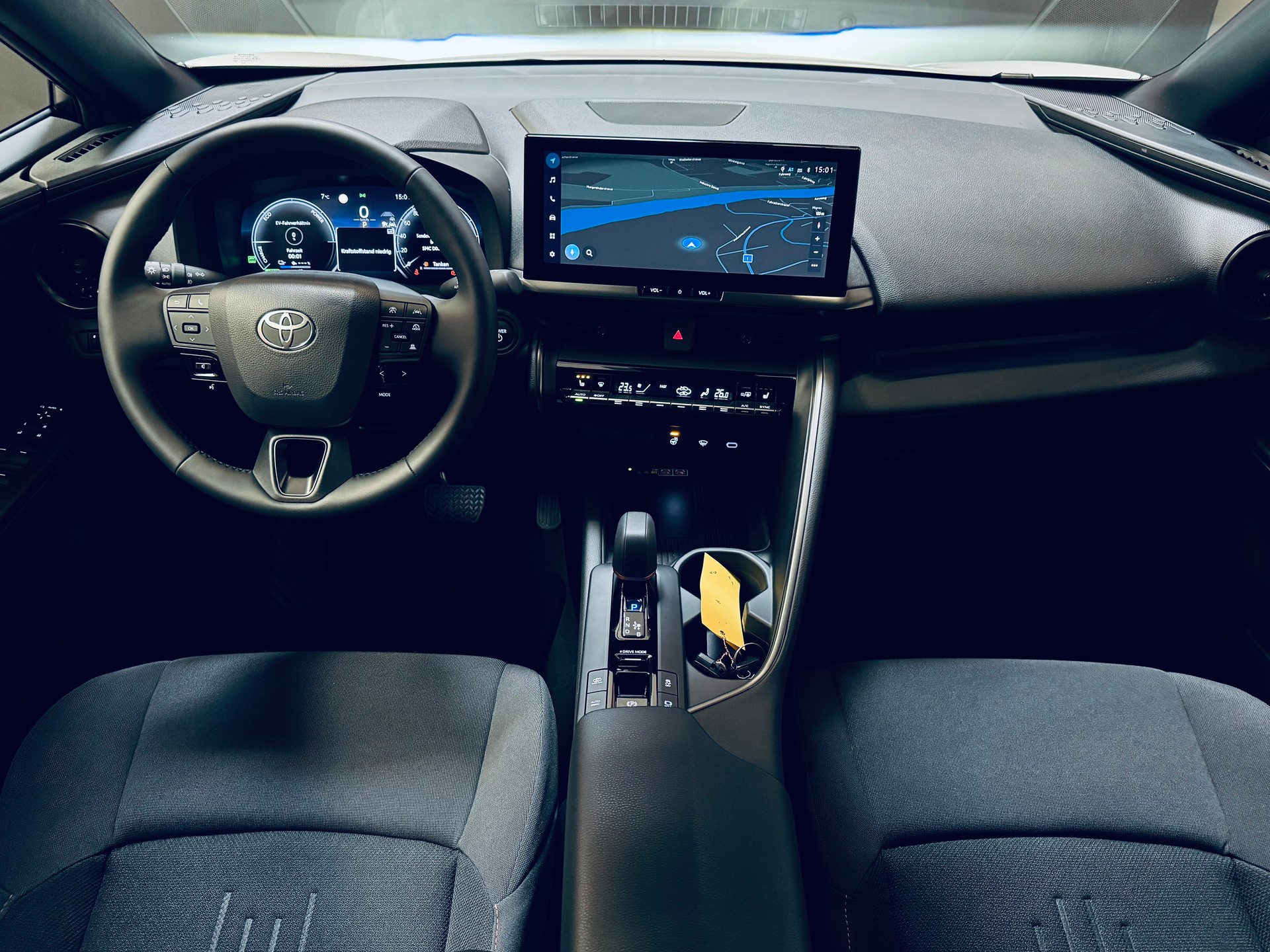 TOYOTA C-HR 2.0 PHEV CVT Trend-image-16
