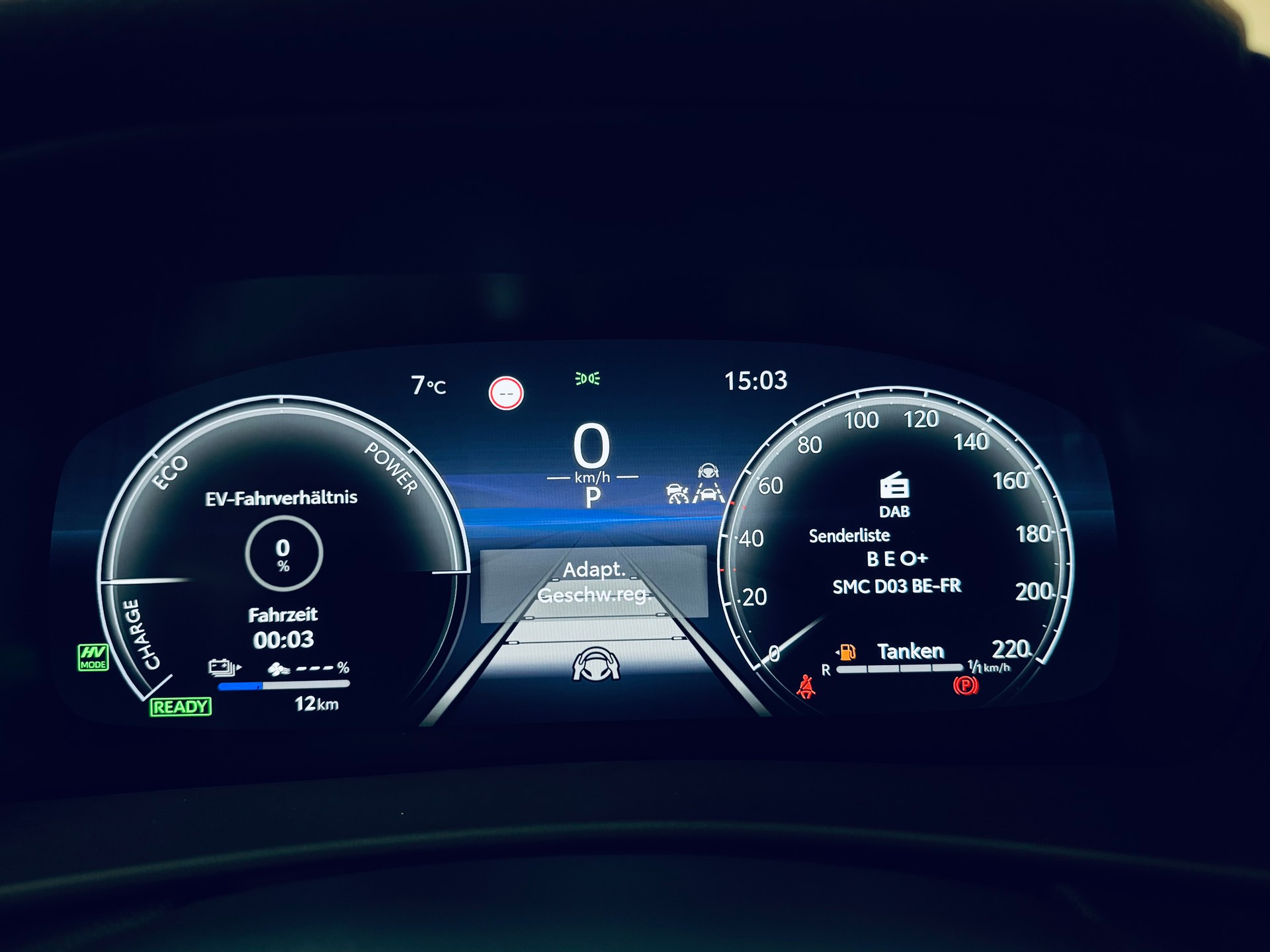TOYOTA C-HR 2.0 PHEV CVT Trend-image-26