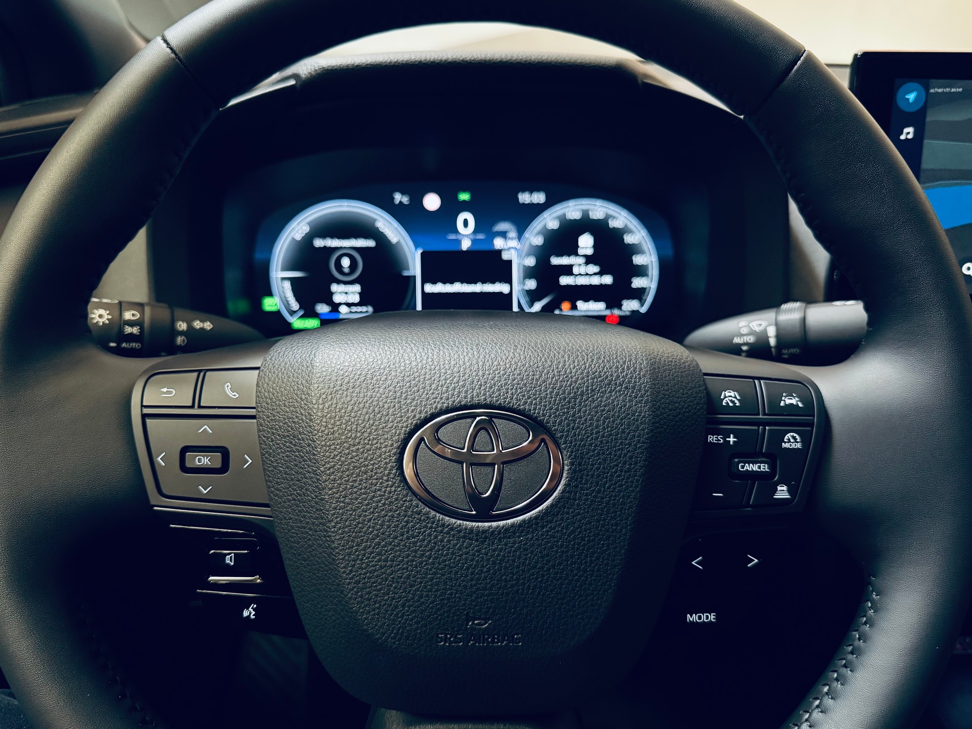 TOYOTA C-HR 2.0 PHEV CVT Trend-image-21