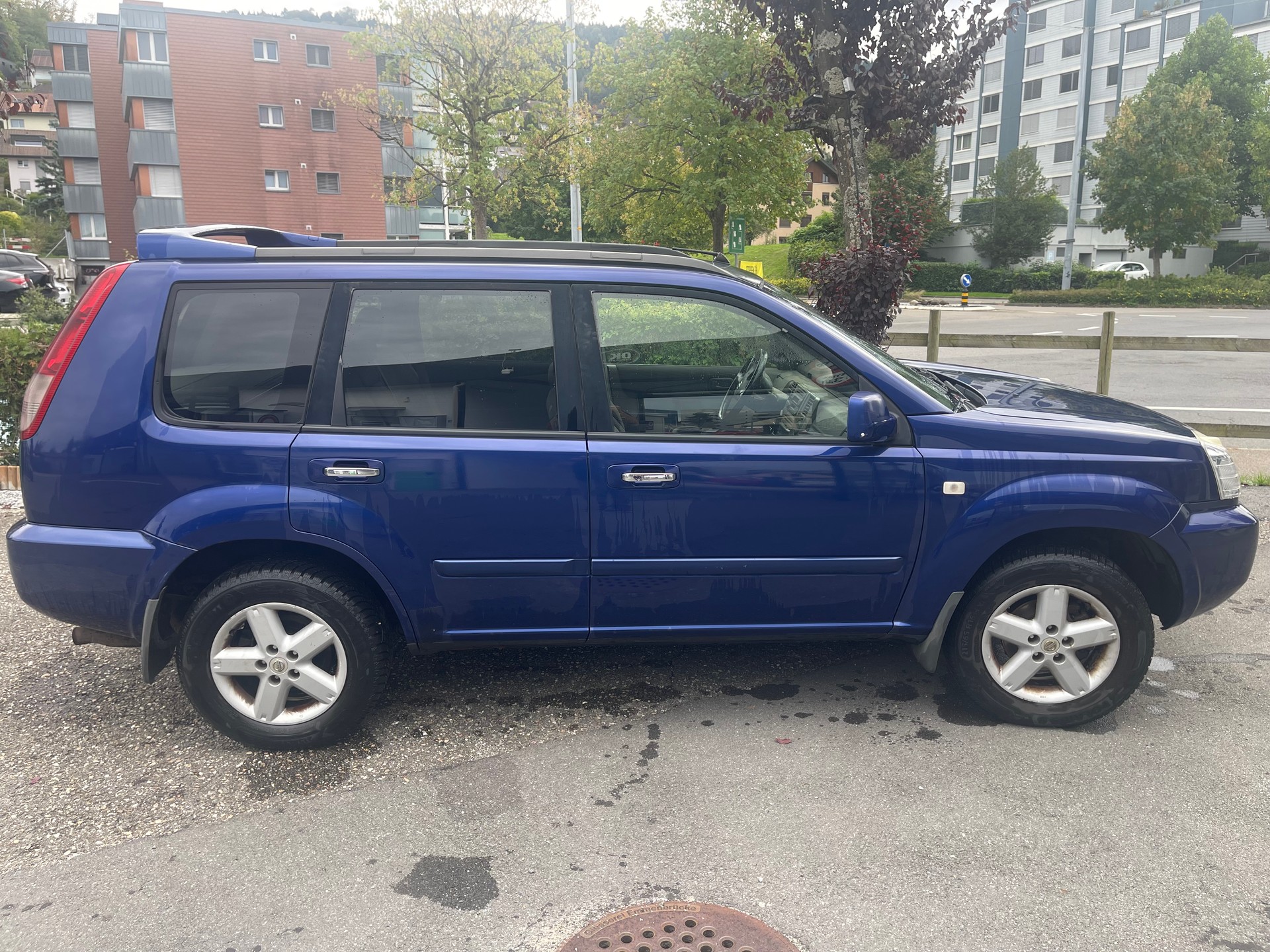 NISSAN X-Trail 2.2 DCI Elegance-image-1