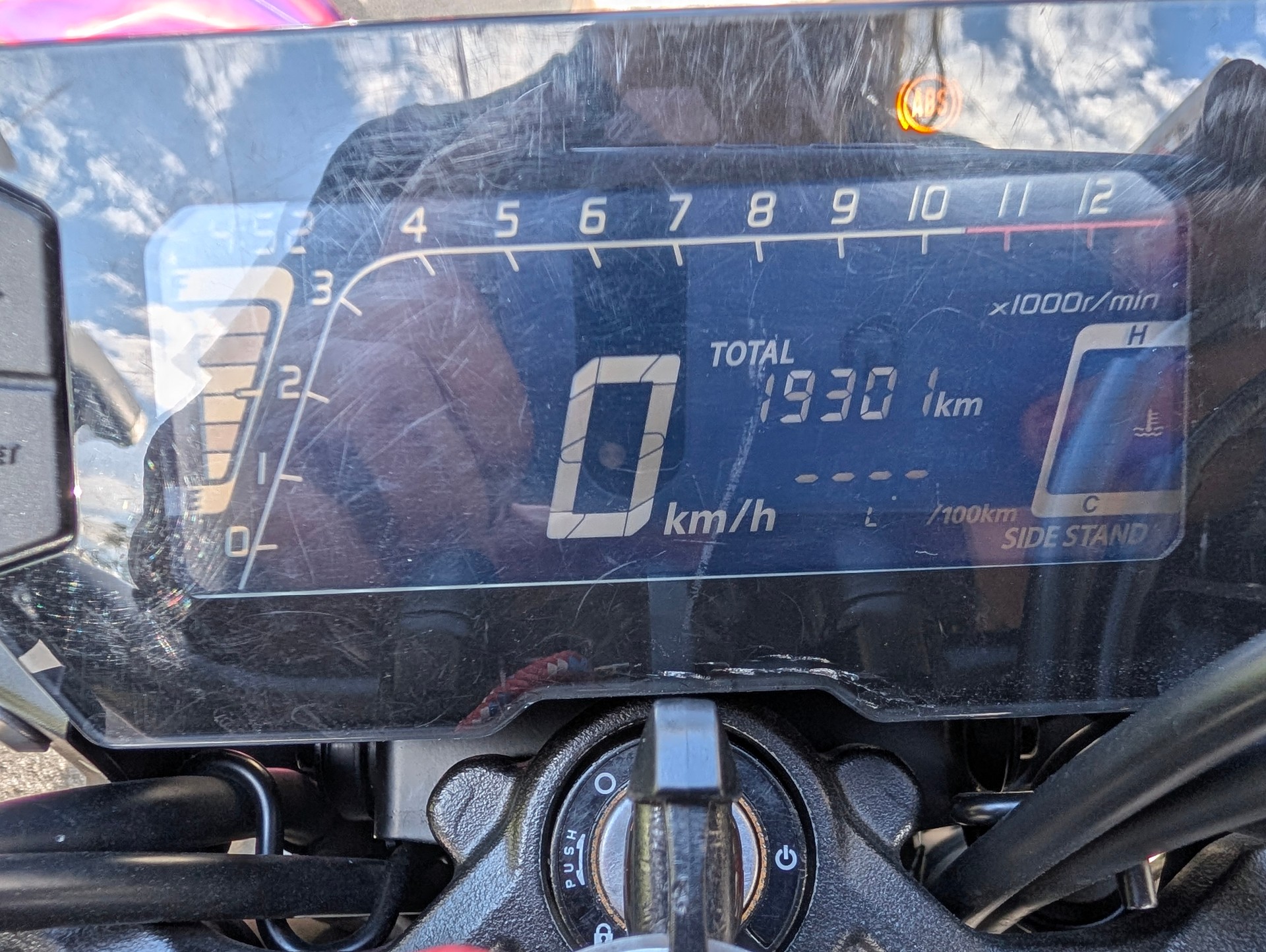HONDA CB 300 R-image-5
