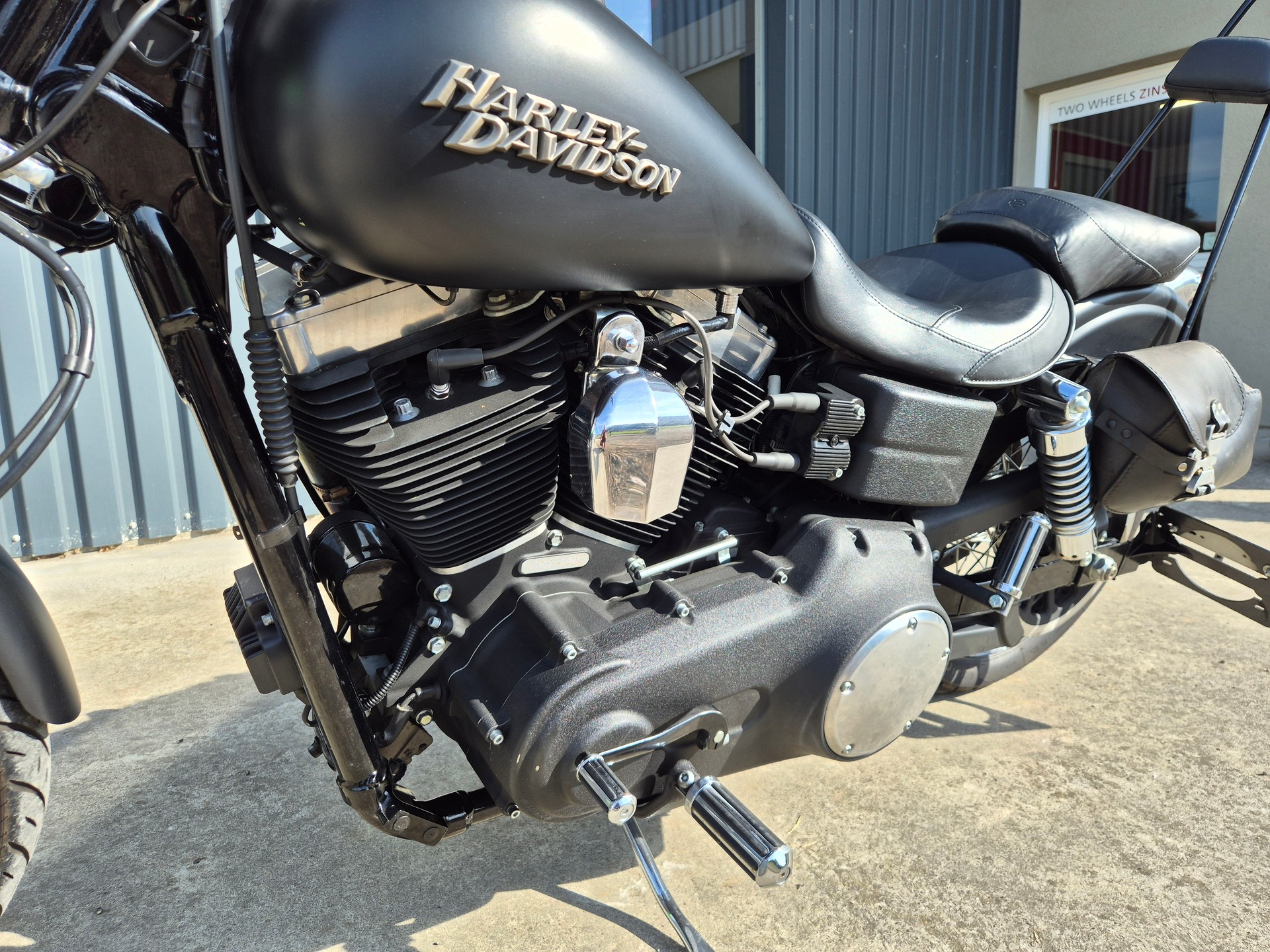 HARLEY-DAVIDSON FXDB Dyna Street Bob ABS-image-8