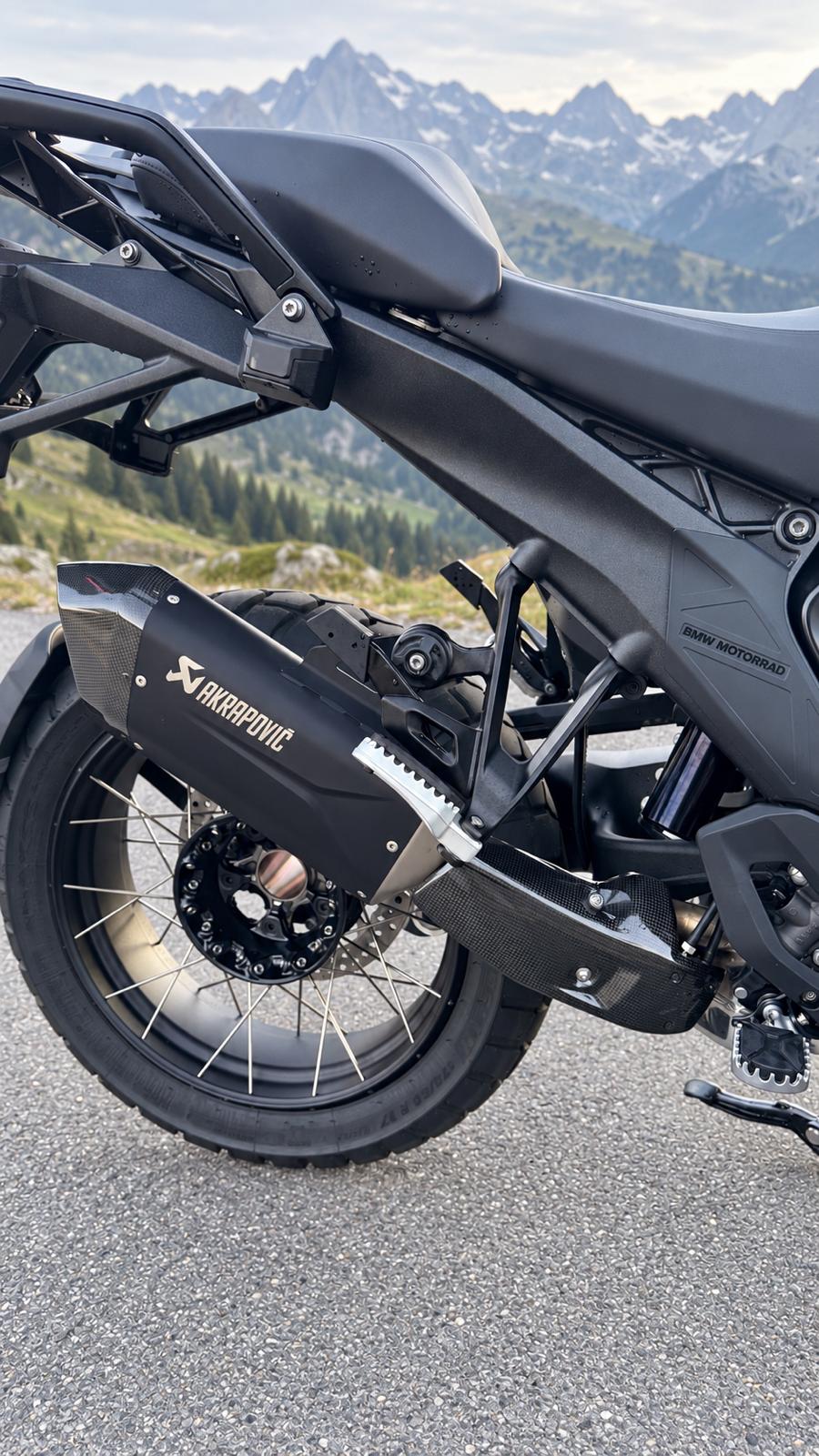 BMW R 1300 GS-image-9