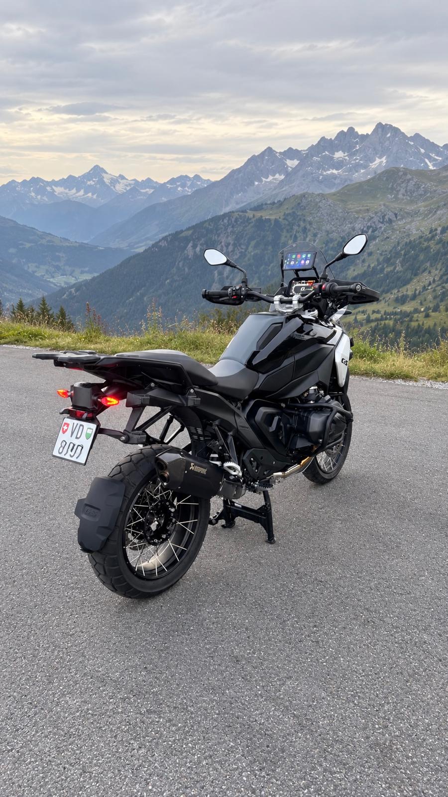 BMW R 1300 GS-image-4