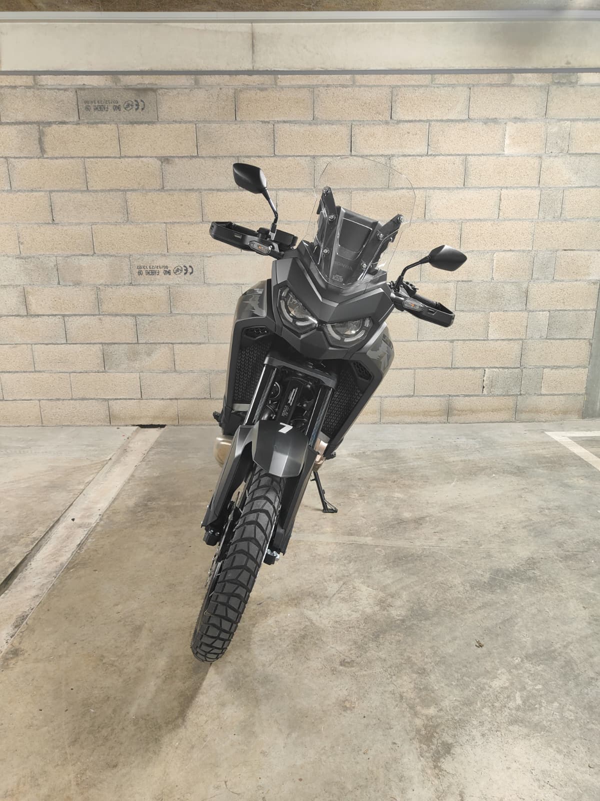 HONDA CRF 1100 DCT Africa Twin-image-3