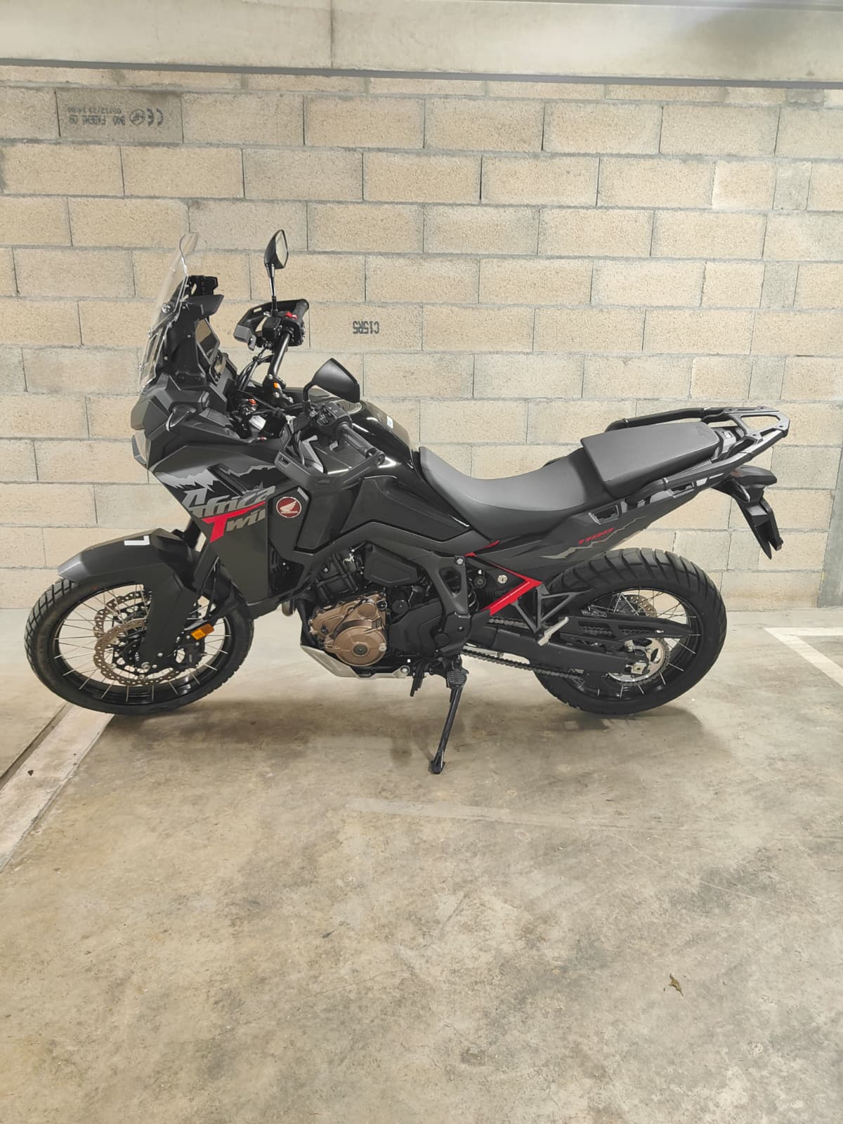 HONDA CRF 1100 DCT Africa Twin-image-5