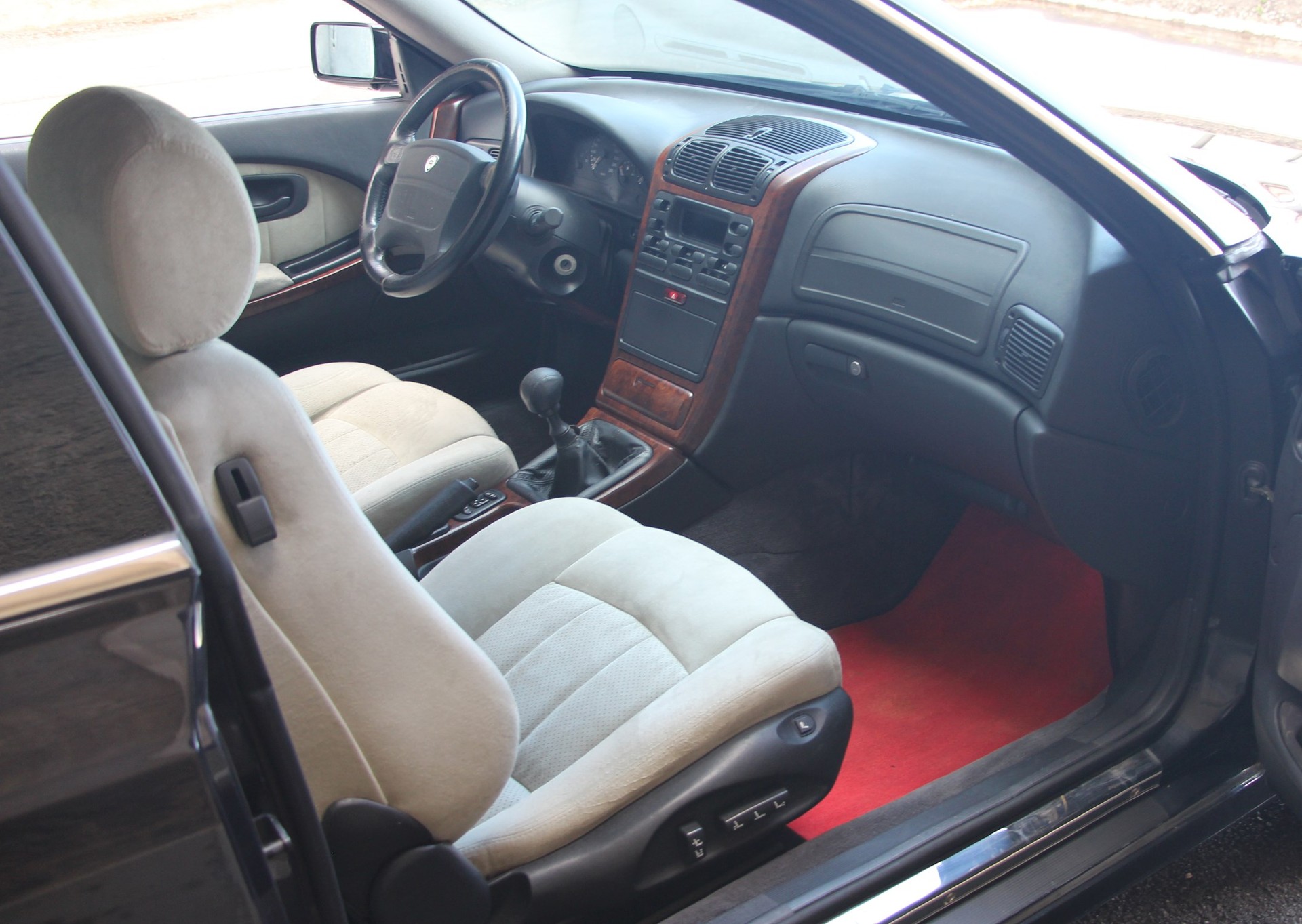 LANCIA Kappa 2.0 Turbo LS-image-9
