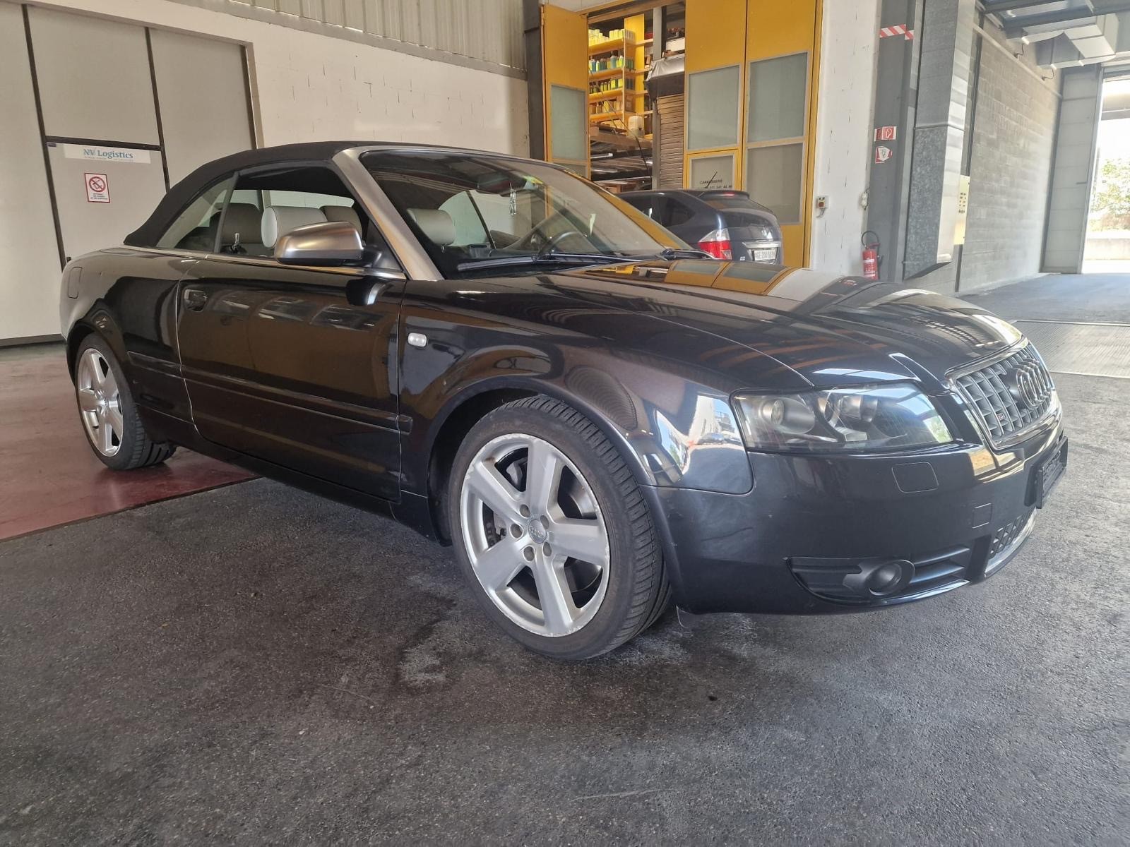 AUDI S4 Cabriolet 4.2 V8 quattro
