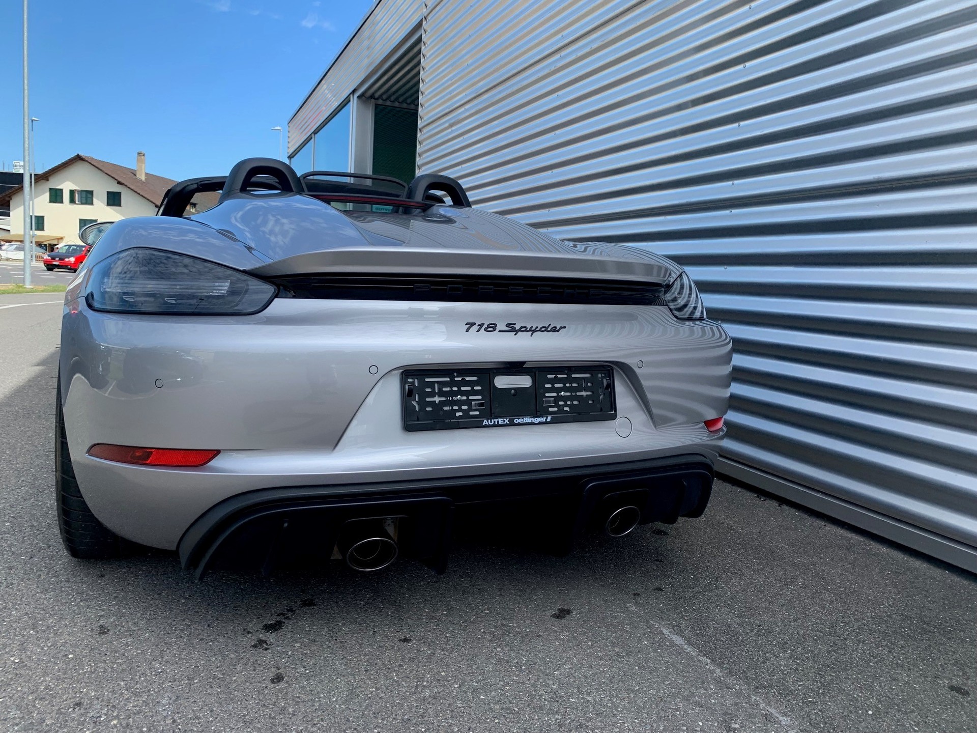 PORSCHE 718 Boxster Spyder-image-5