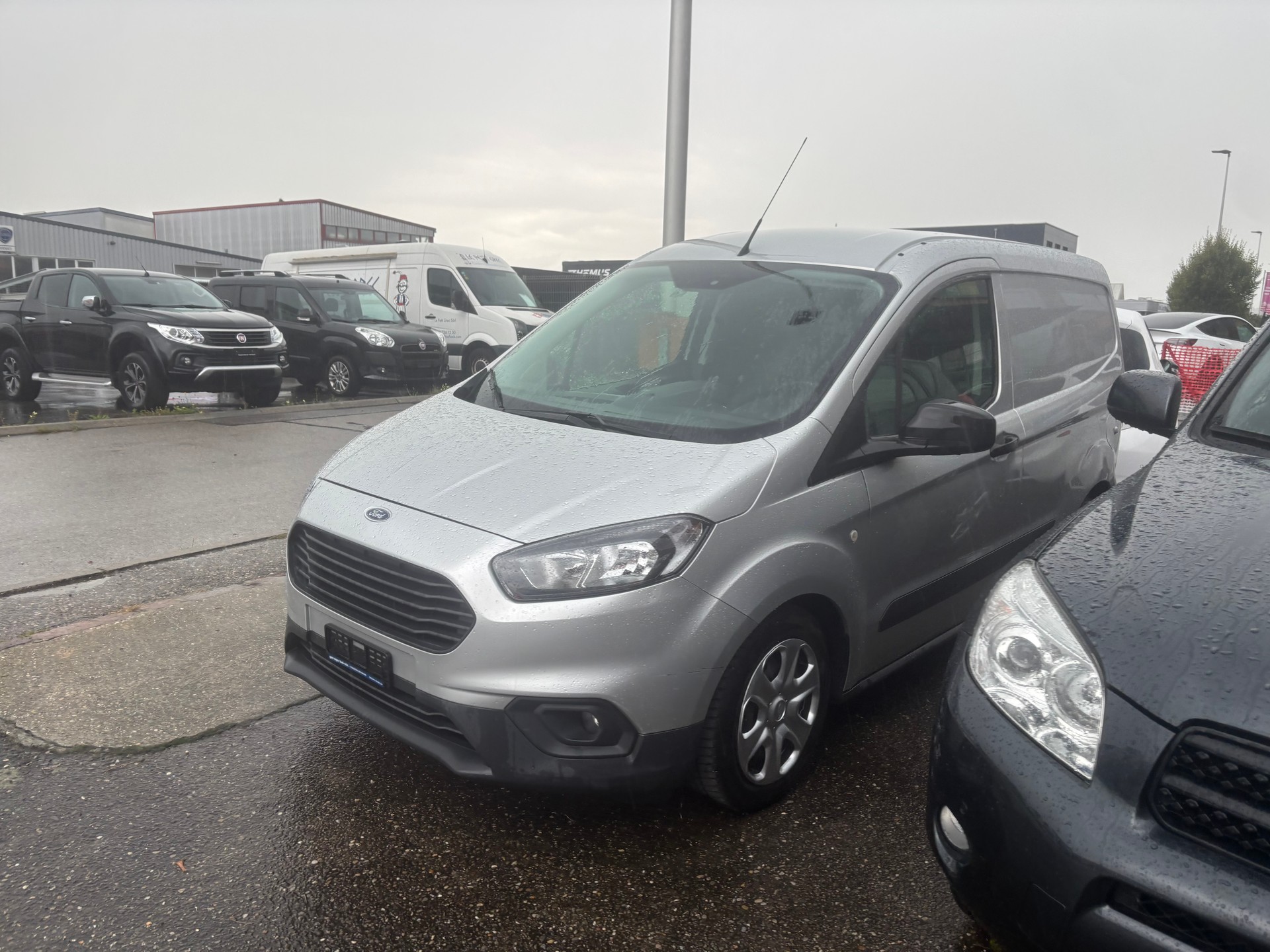 FORD Transit Courier Van 1.5 TDCi Basis-image-7