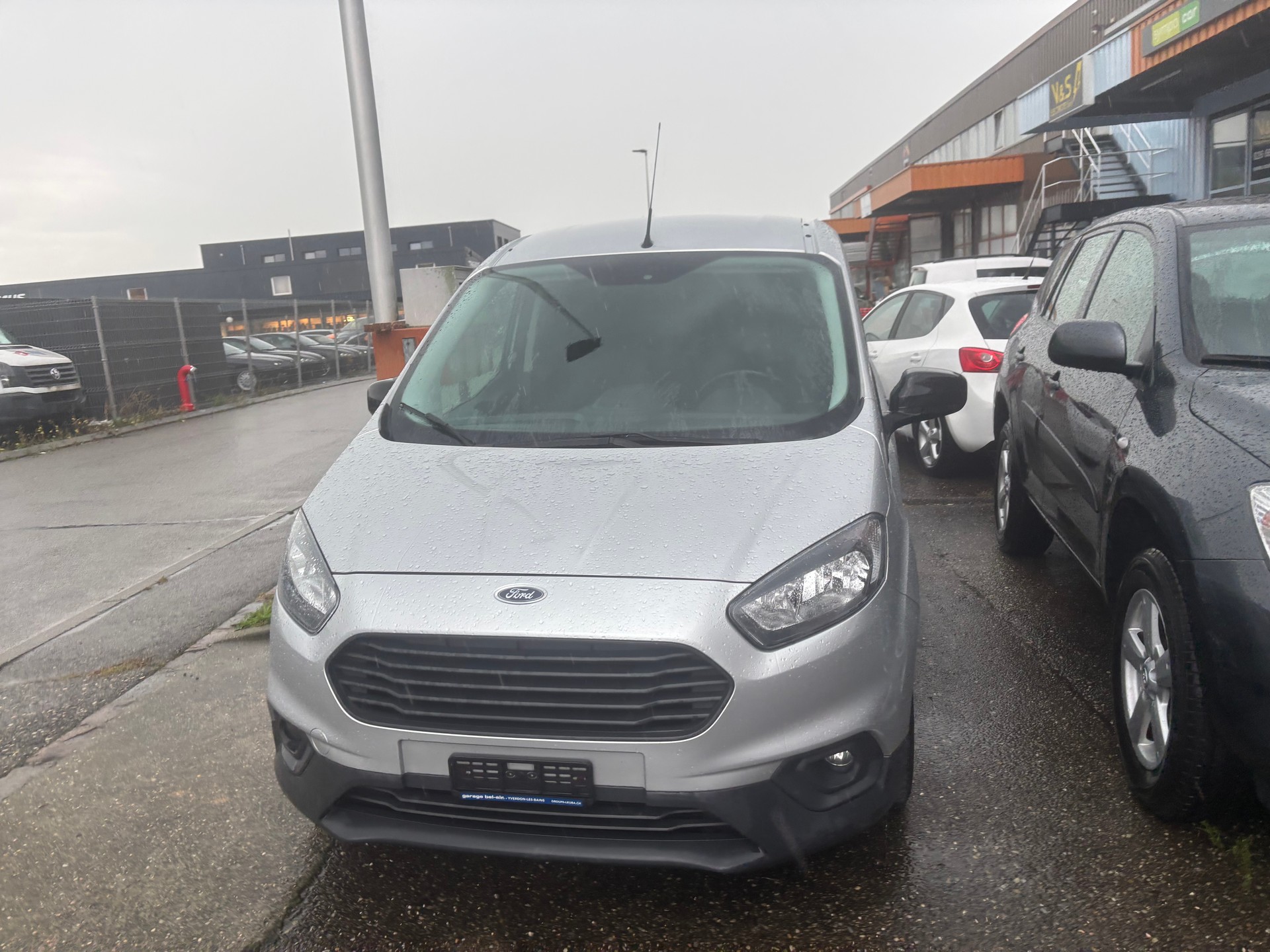 FORD Transit Courier Van 1.5 TDCi Basis
