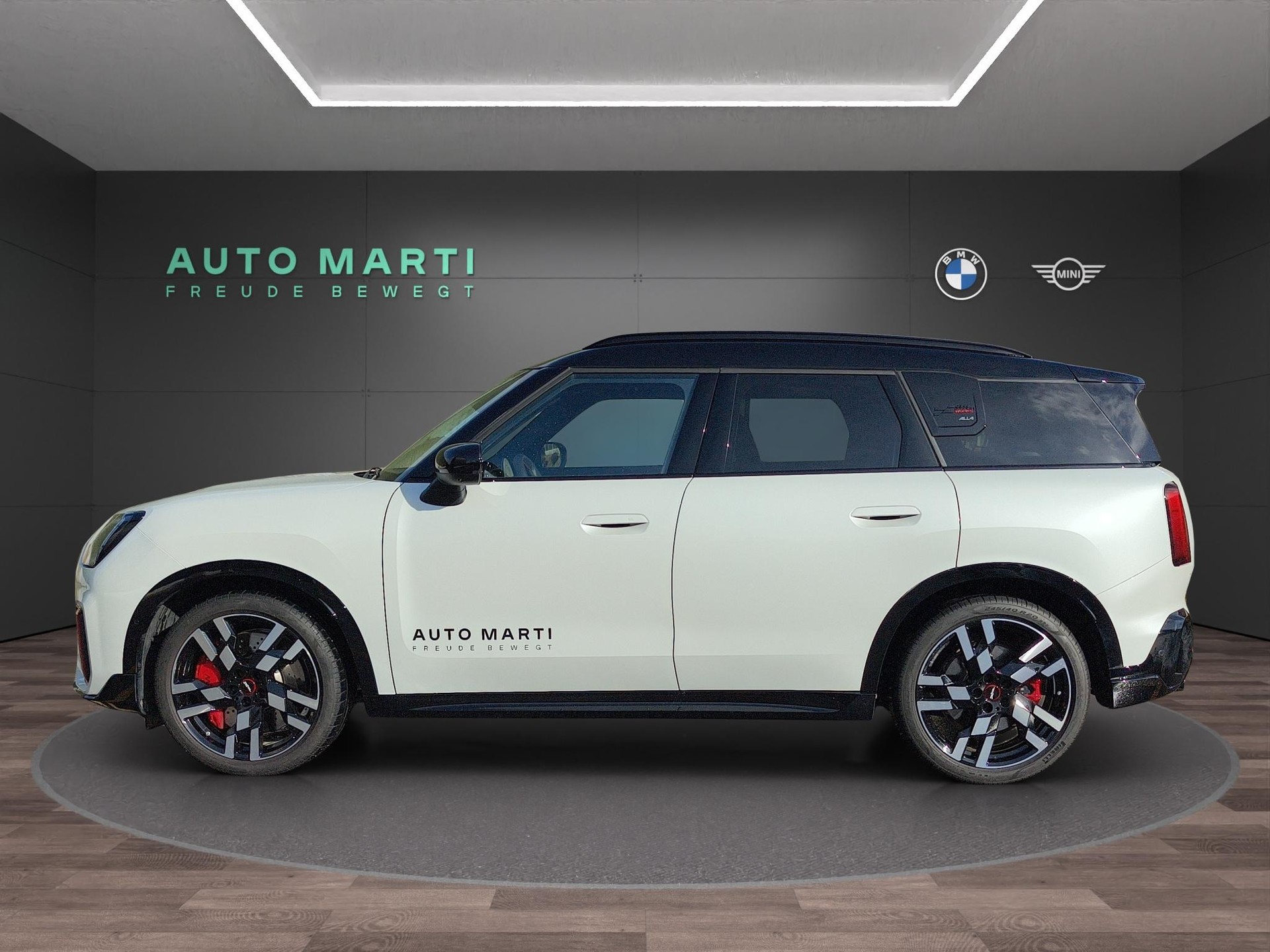 MINI Countryman U25 2.0i John Cooper Works ALL4-showroom-element-1