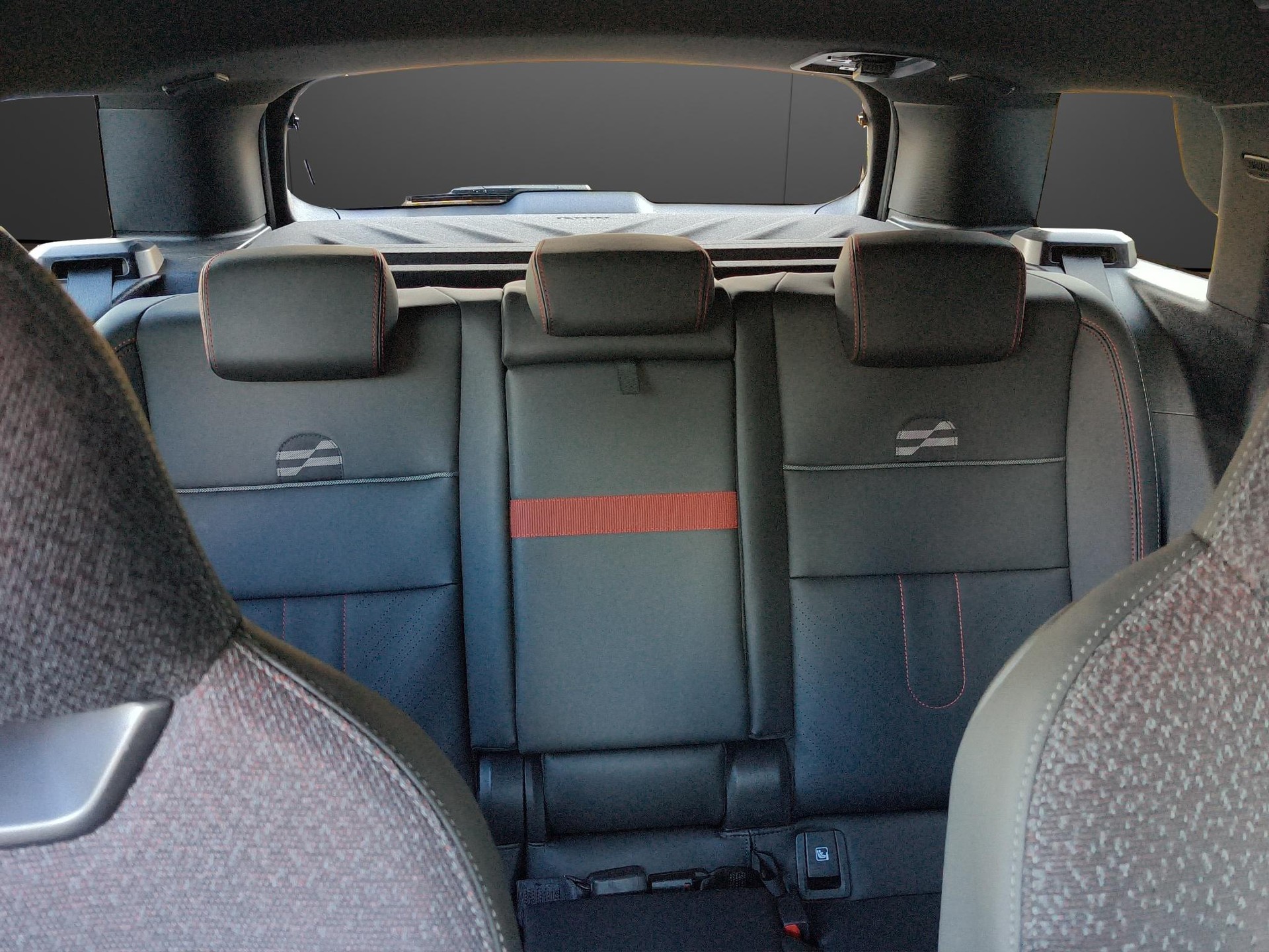 MINI Countryman U25 2.0i John Cooper Works ALL4-image-20