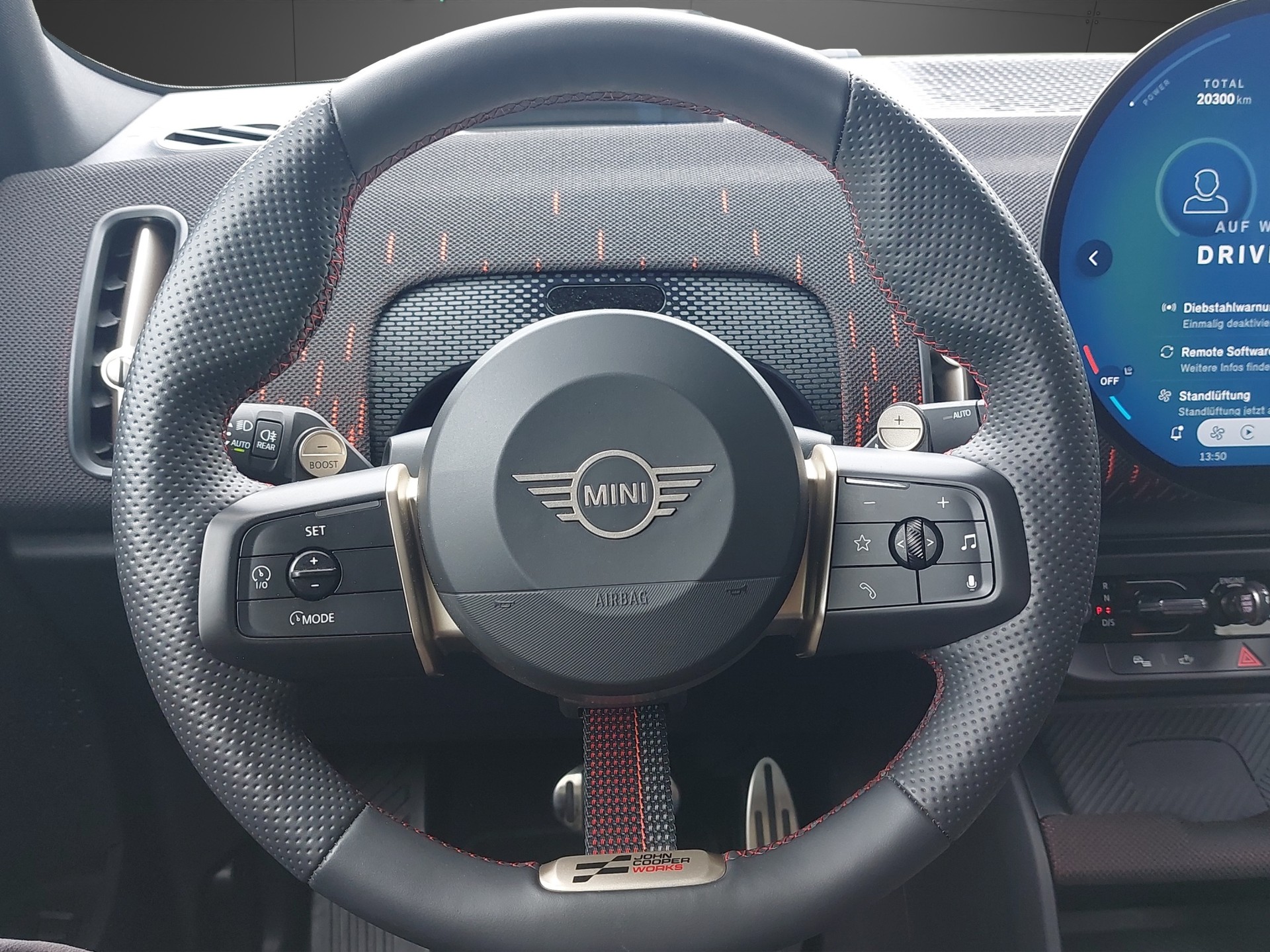 MINI Countryman U25 2.0i John Cooper Works ALL4-image-11