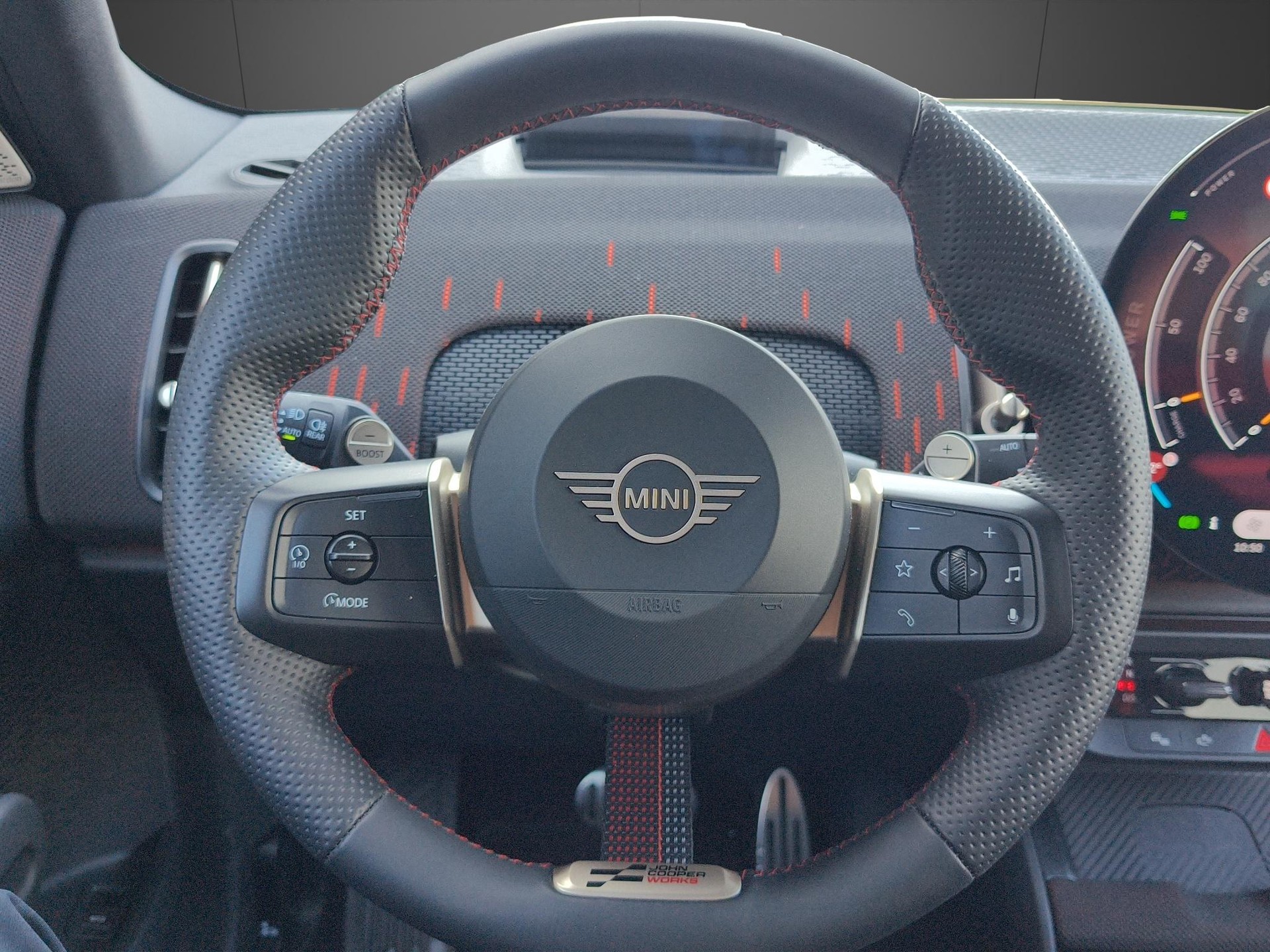 MINI Countryman U25 2.0i John Cooper Works ALL4-image-7