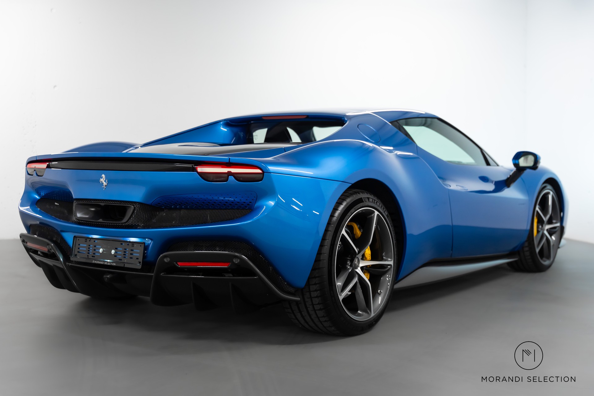 FERRARI 296 GTB 3.0 Turbo-showroom-element-2