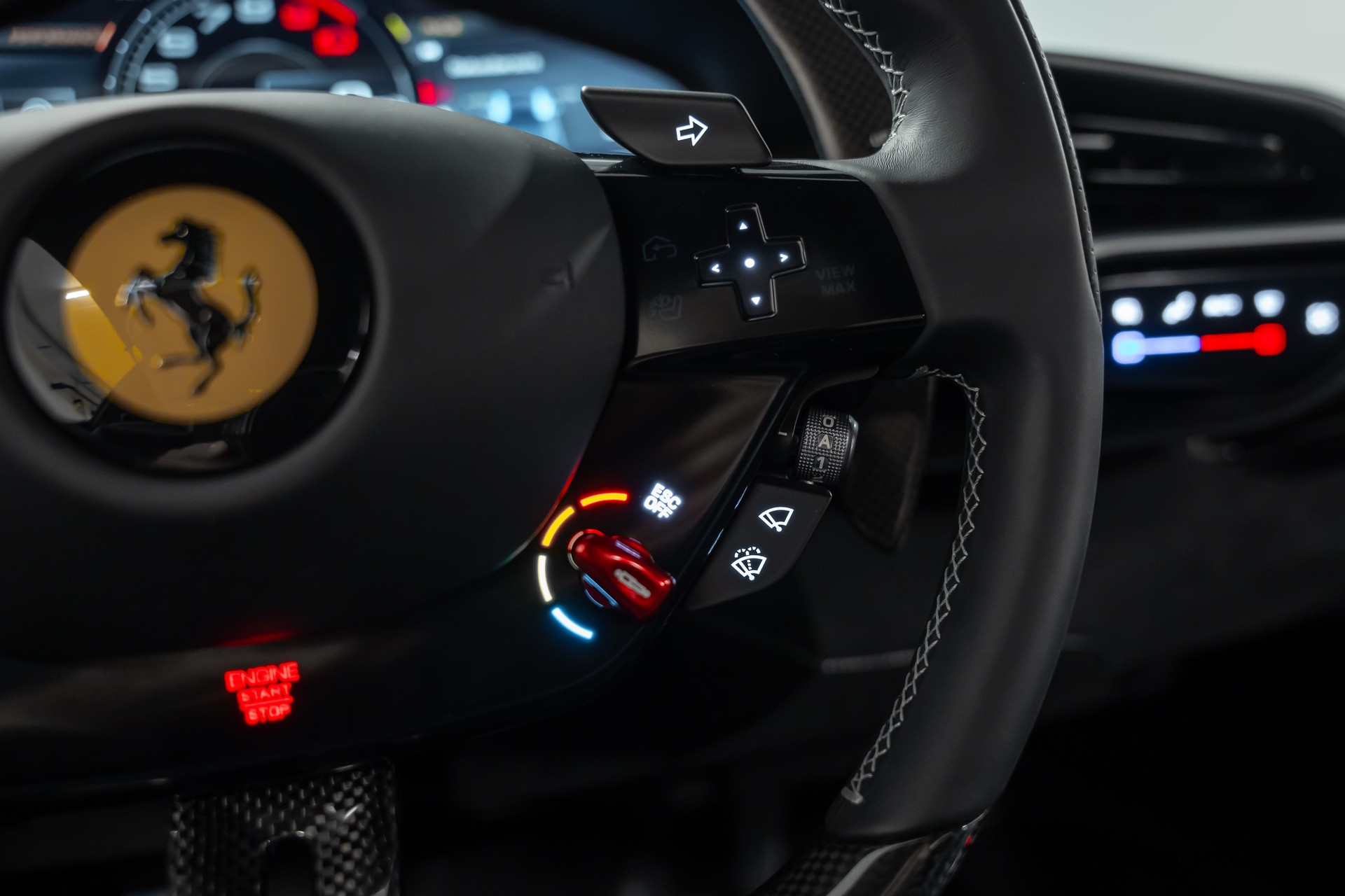 FERRARI 296 GTB 3.0 Turbo-image-22