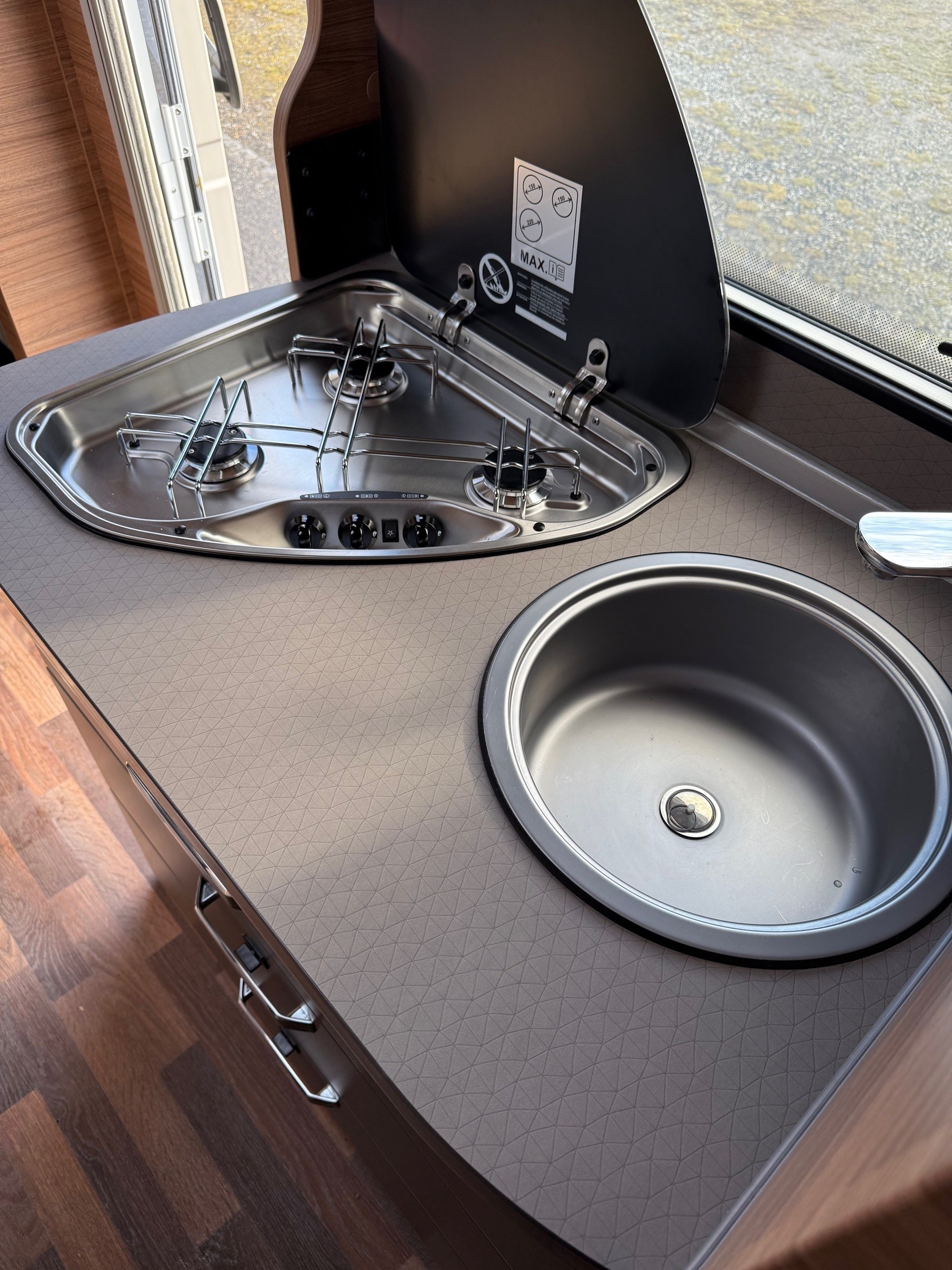 WEINSBERG R57 PEPPER Edition-image-13
