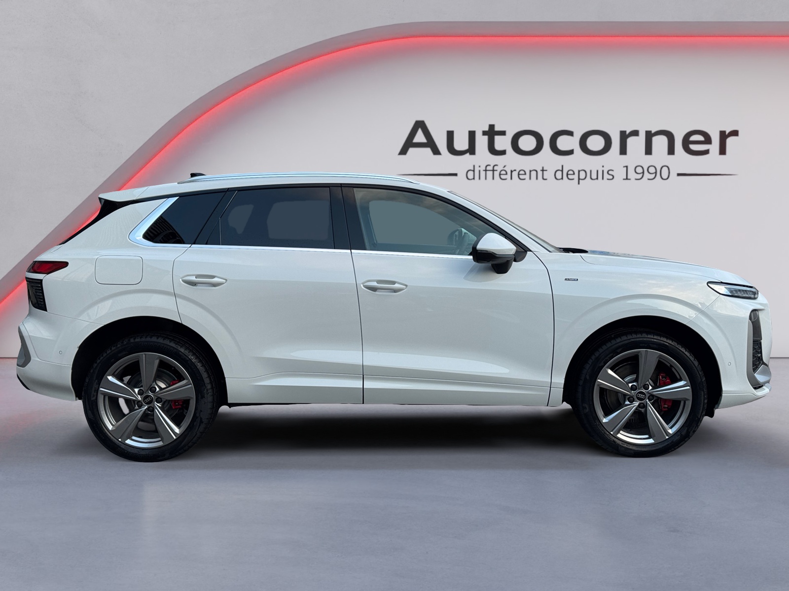 AUDI Q3 SUV e-hybrid 200 kW S tronig-image-5