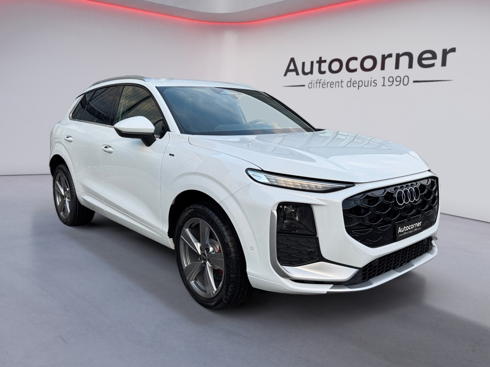 AUDI Q3 SUV e-hybrid 200 kW S tronig