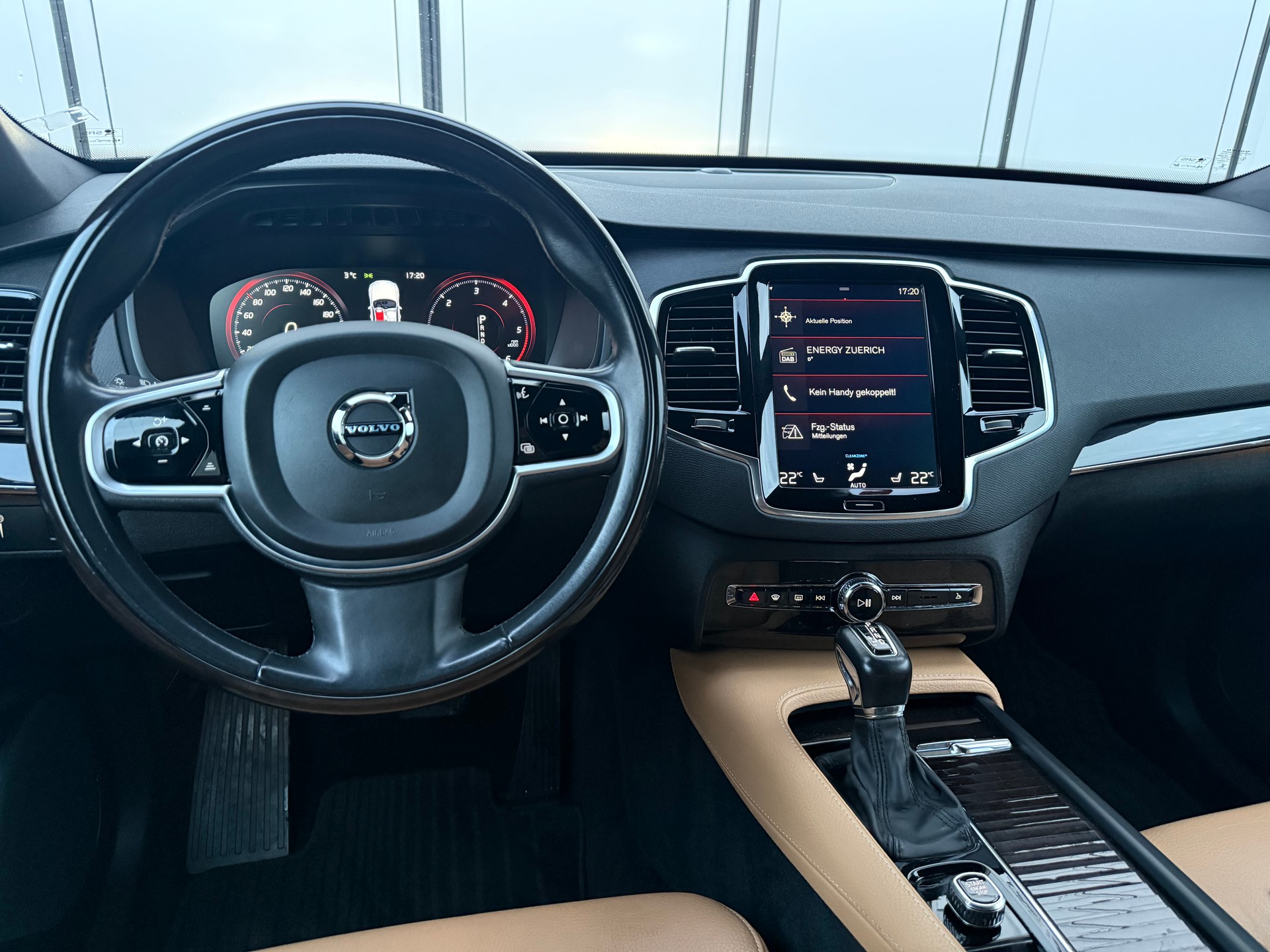 VOLVO XC90 D5 AWD Momentum Geartronic-image-6