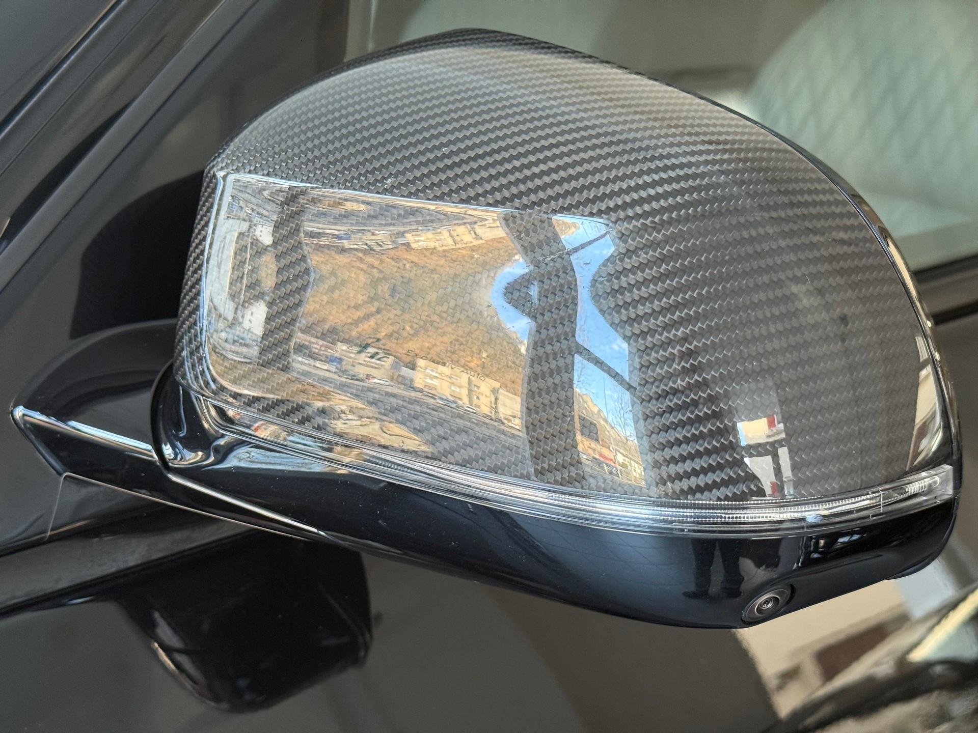 BMW X5 xDrive M50i Steptronic-image-14