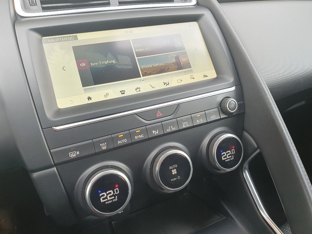 JAGUAR E-Pace 2.0d D150 AWD-image-6