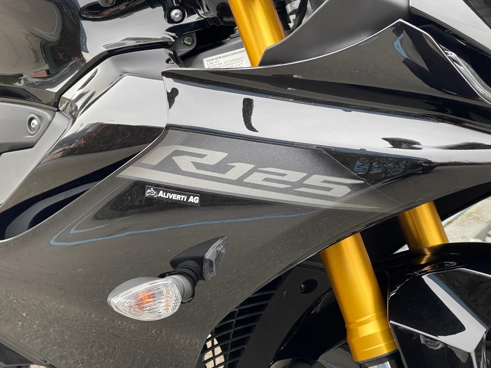 YAMAHA R125 2026-image-11