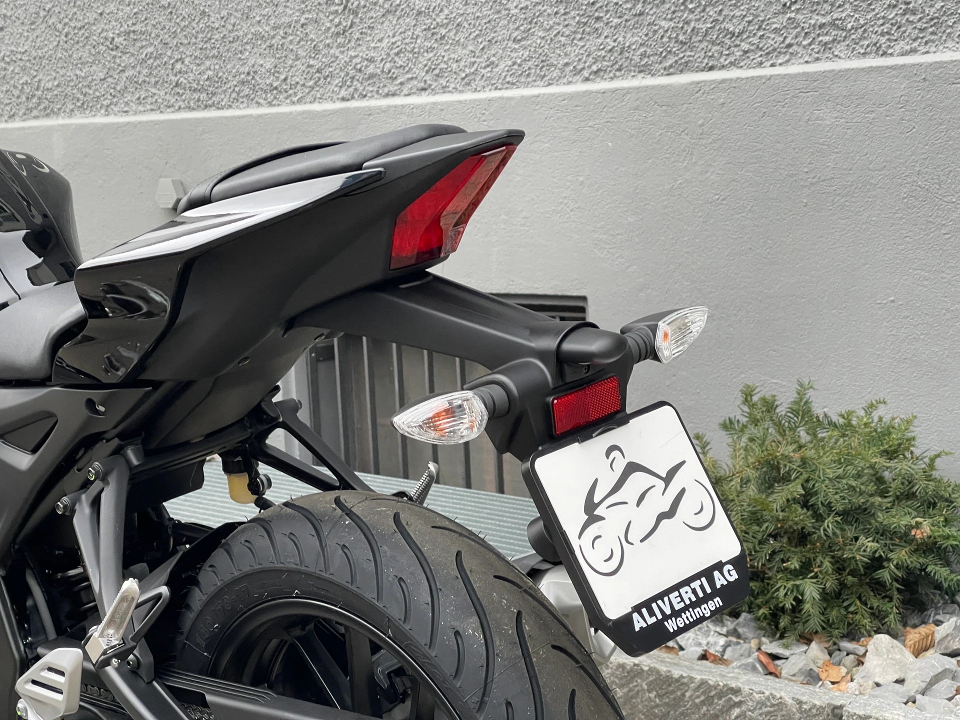 YAMAHA R125 2026-image-8