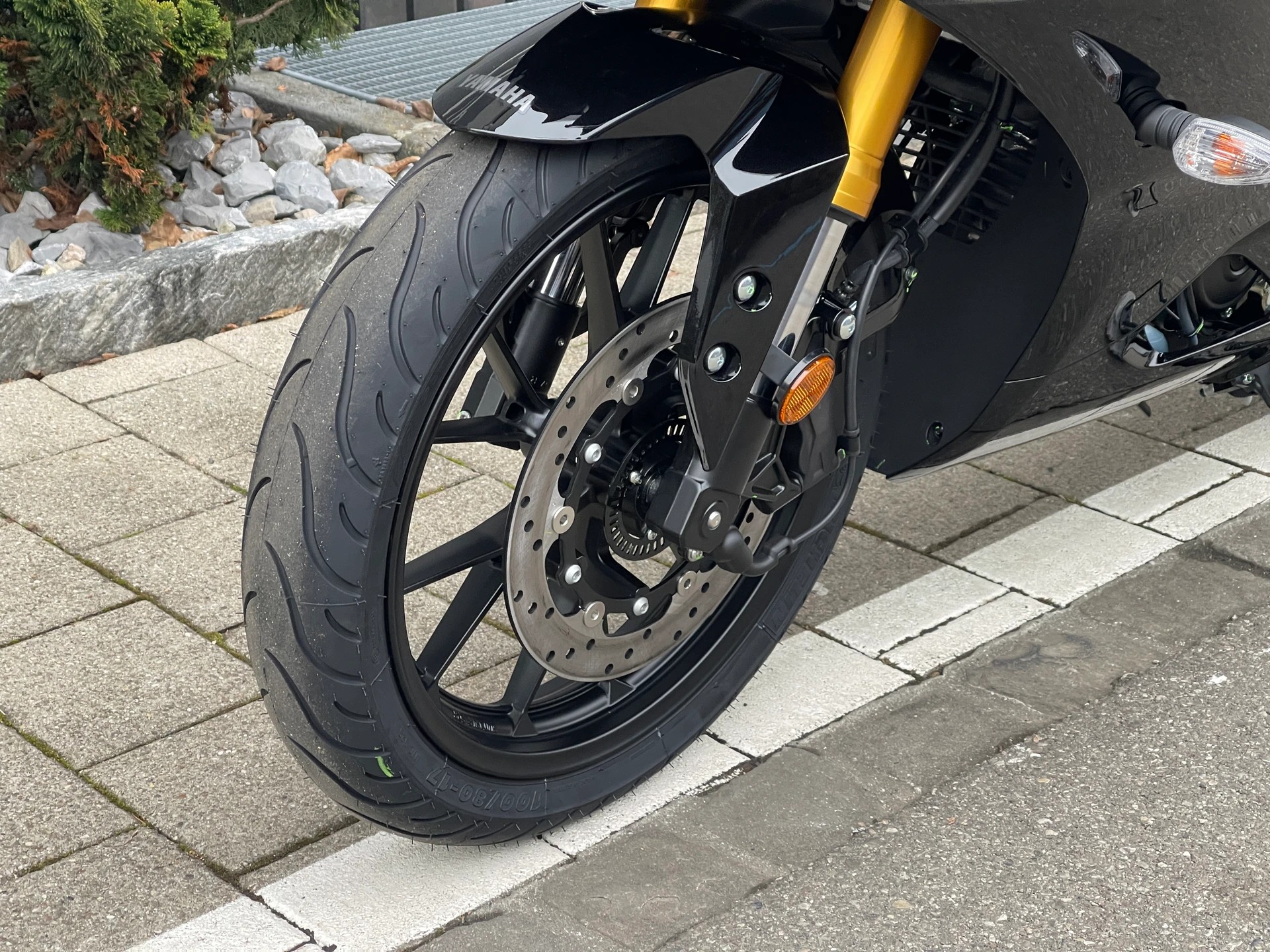YAMAHA R125 2026-image-2