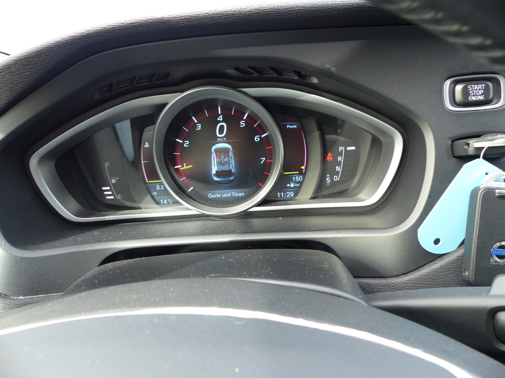 VOLVO V40 Cross Country T4 2.0 AWD Summum Geartronic-image-25