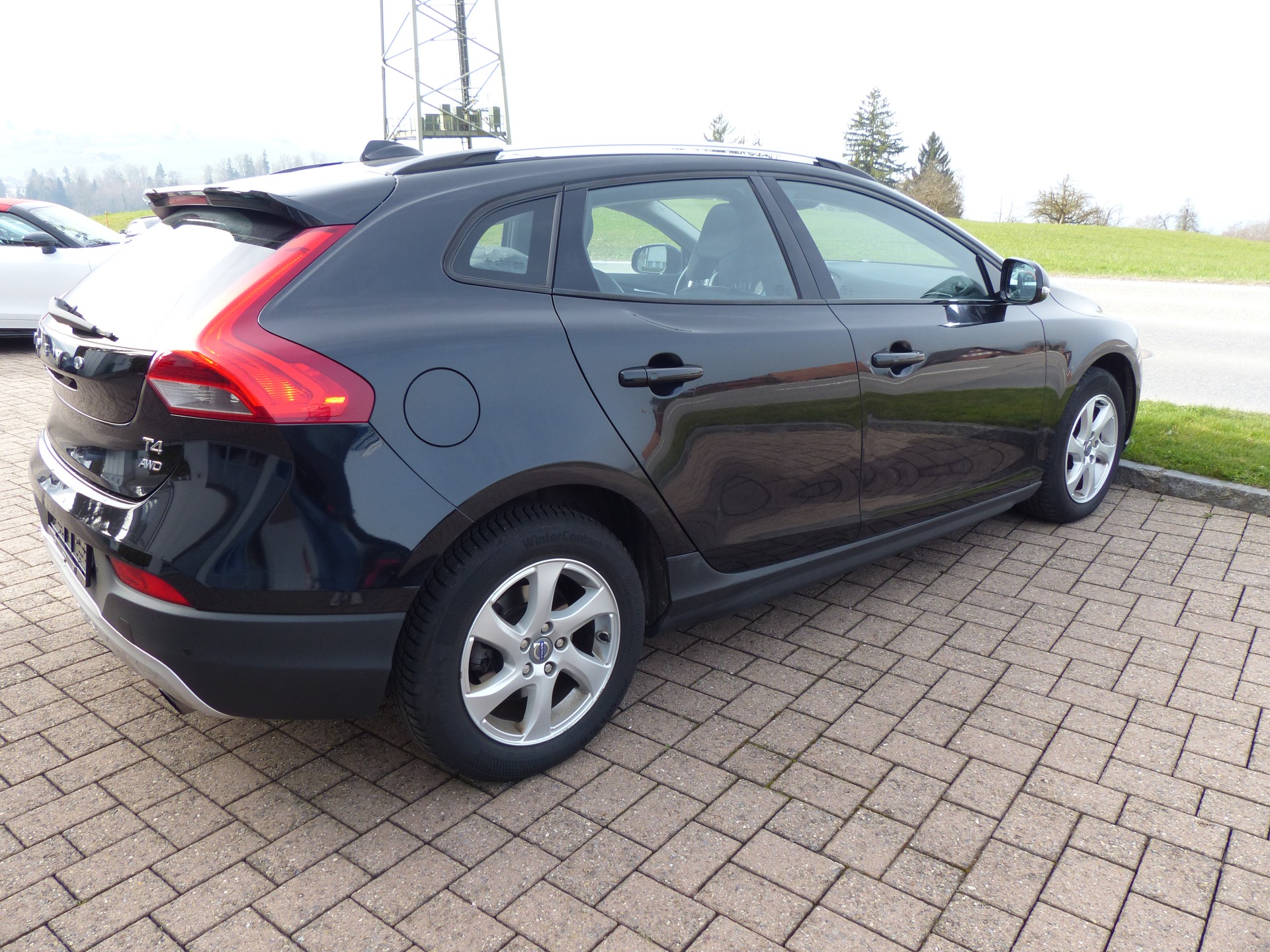 VOLVO V40 Cross Country T4 2.0 AWD Summum Geartronic-image-11