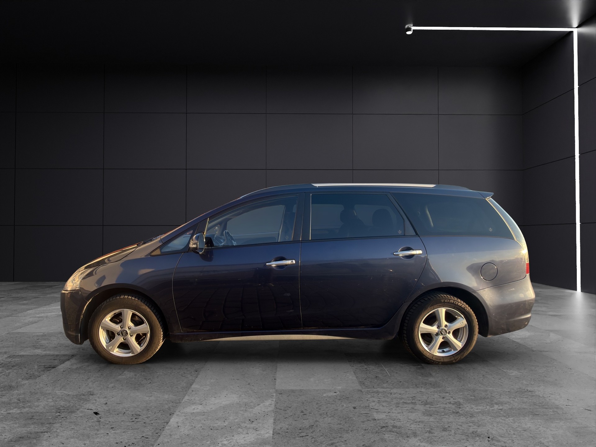 MITSUBISHI Grandis 2.0 16V DID Motion-image-2
