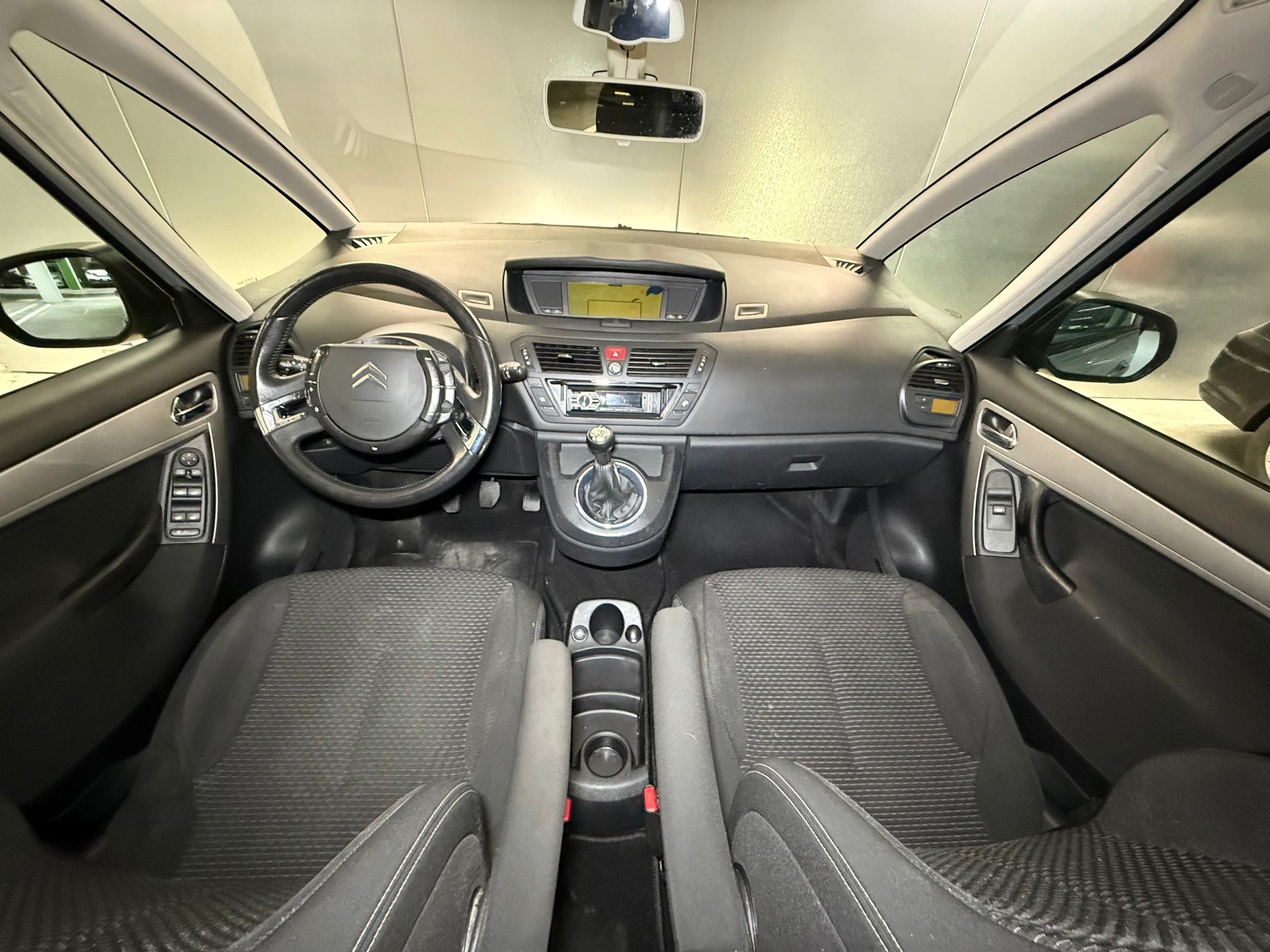CITROEN C4 Picasso 1.6 HDI 16V Dynamique+-image-9