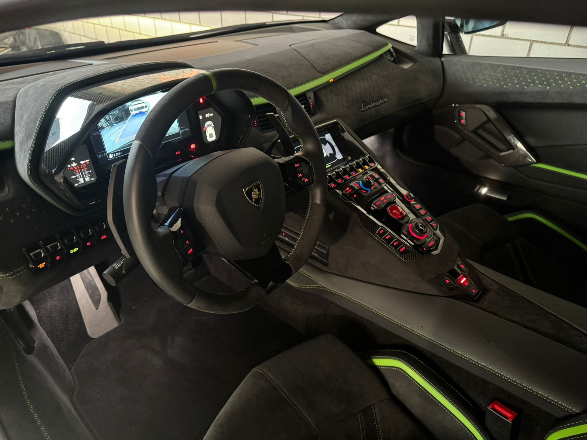 LAMBORGHINI Aventador LP780-4 Coupé E-Gear ULTIMAE "1 of 350"-image-9