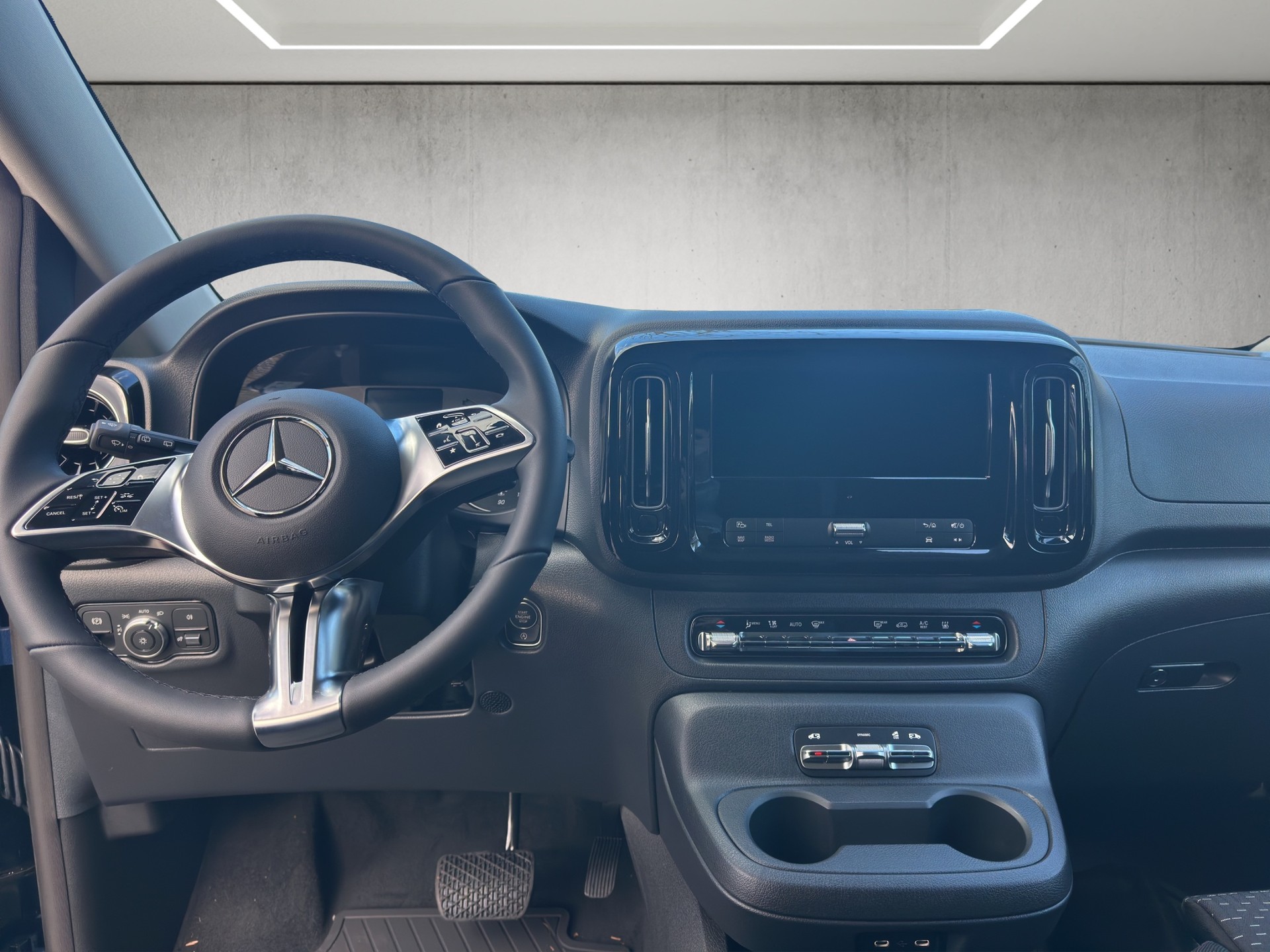 MERCEDES-BENZ Vito 116 CDI Lang Tourer 9G-Tronic 4M Select-image-8