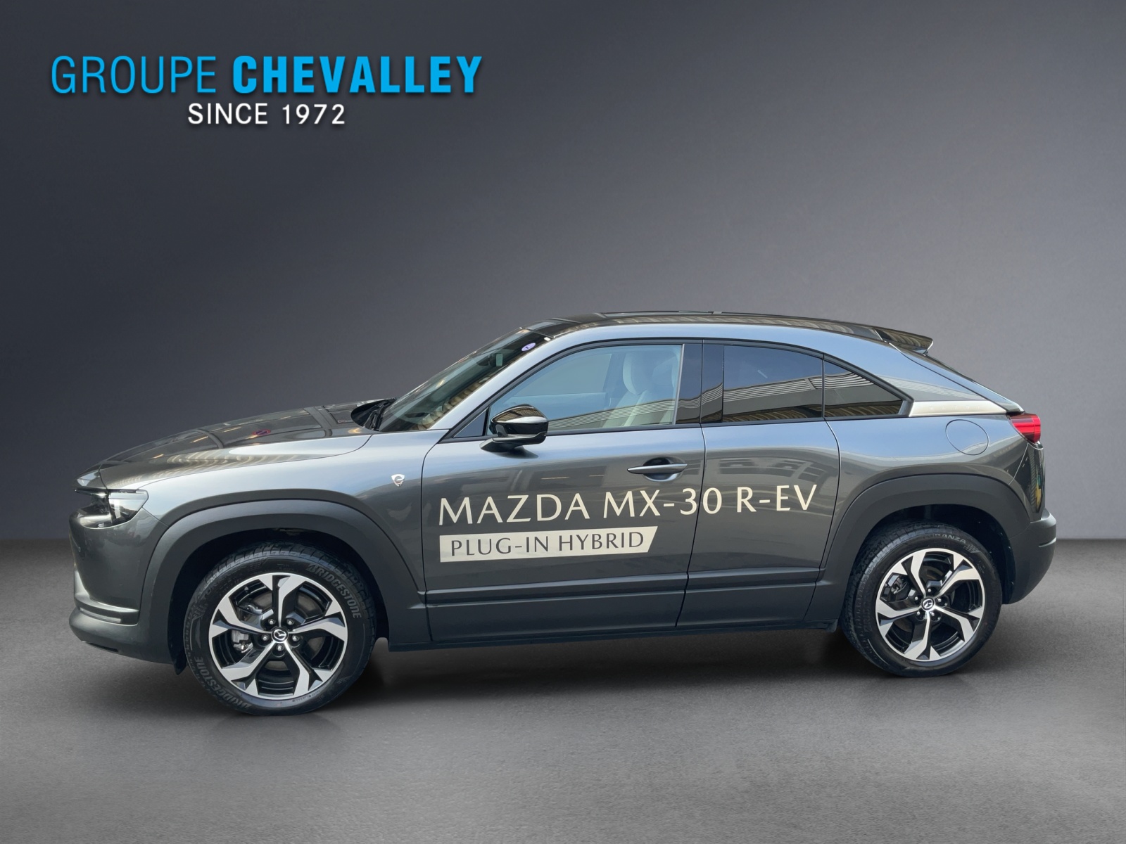 MAZDA MX-30 PHEV e-Skyactiv R-EV 170 Makoto-showroom-element-2