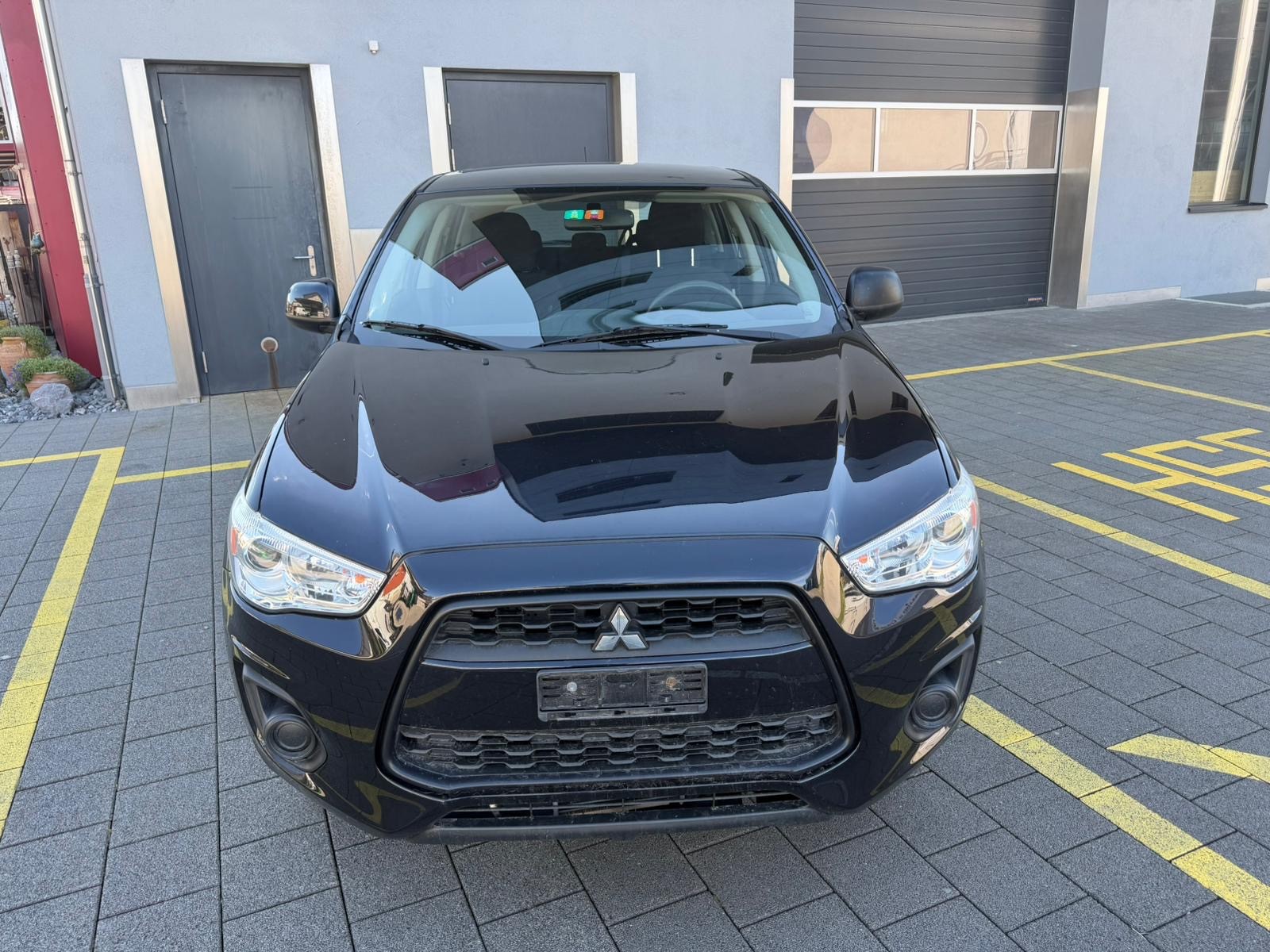 MITSUBISHI ASX 1.6 DID Pure 4WD-showroom-element-1