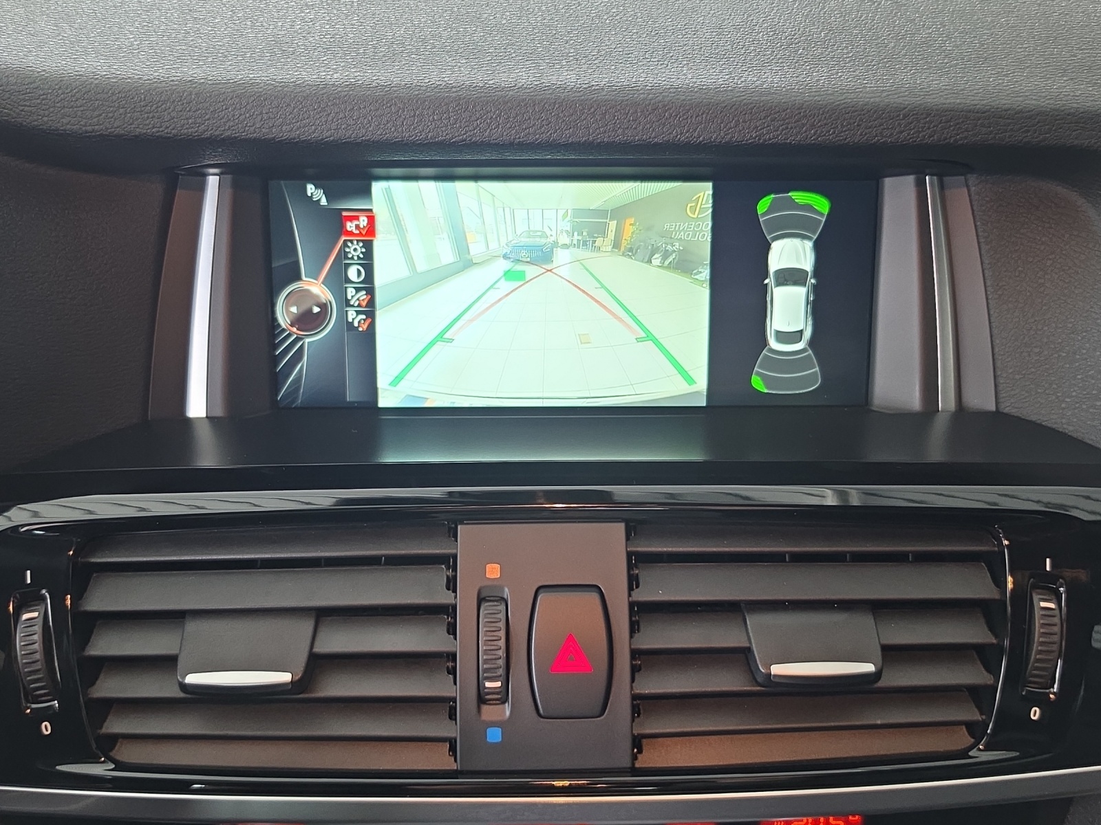 BMW X4 xDrive 35i M-Sport Steptronic-image-17