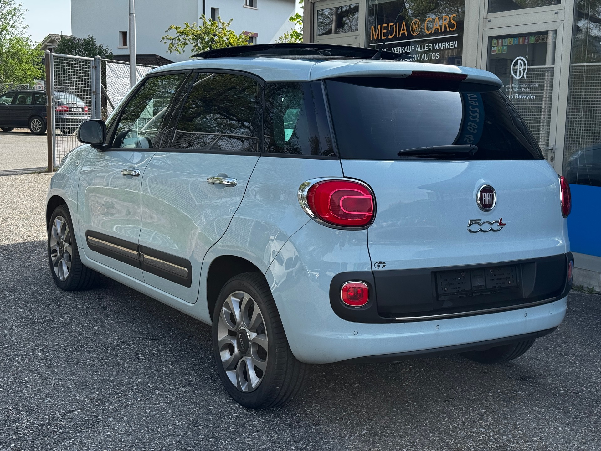 FIAT 500L-image-5