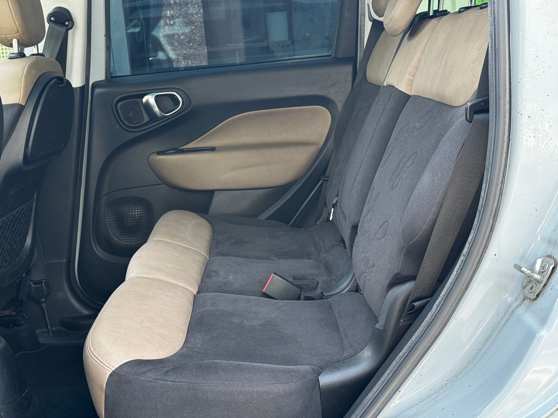 FIAT 500L-image-9