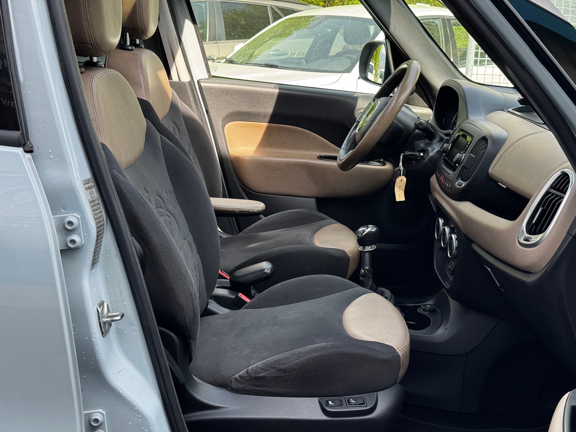 FIAT 500L-image-7