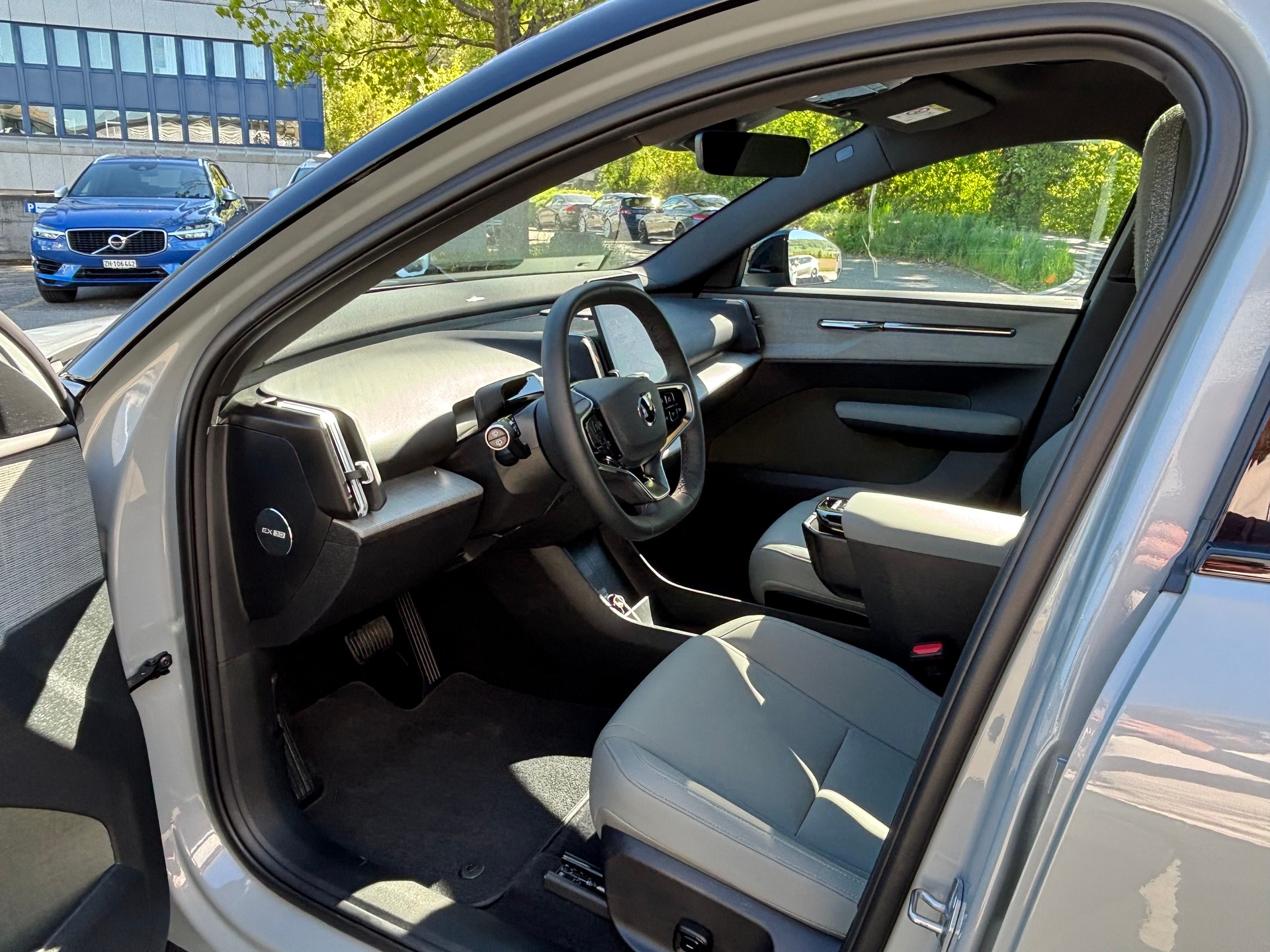 VOLVO EX30 CC E60 Twin Performance AWD-showroom-element-2