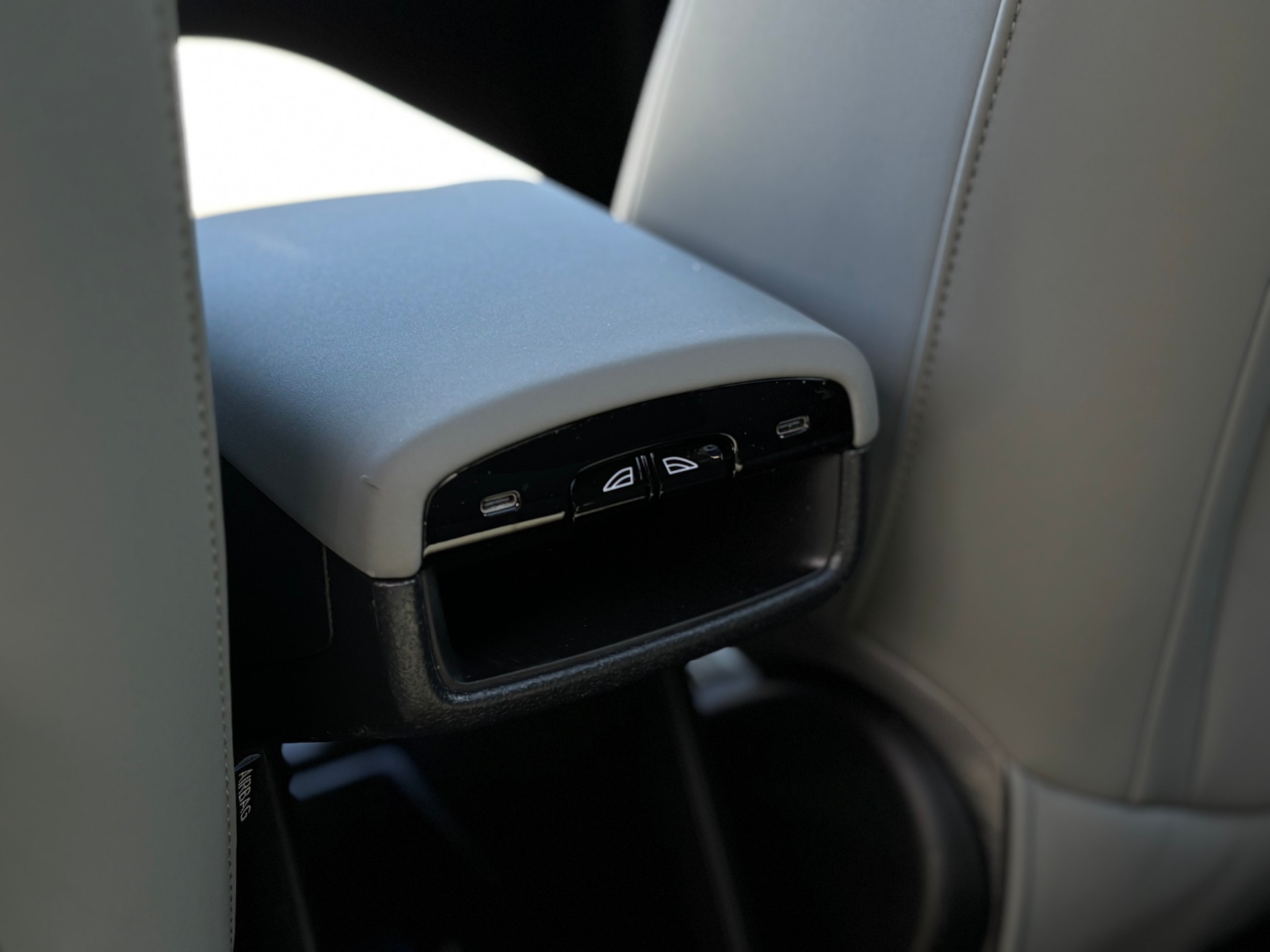VOLVO EX30 CC E60 Twin Performance AWD-image-12