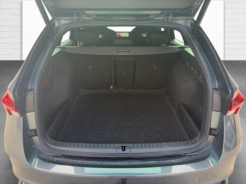 SKODA Octavia Combi 2.0 TDI RS 4x4 DSG-image-9