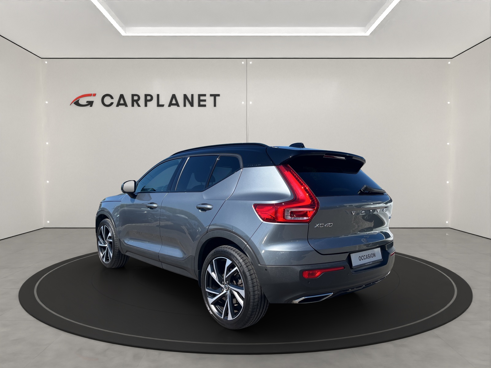 VOLVO XC40 2.0 T5 R-Design AWD-showroom-element-2