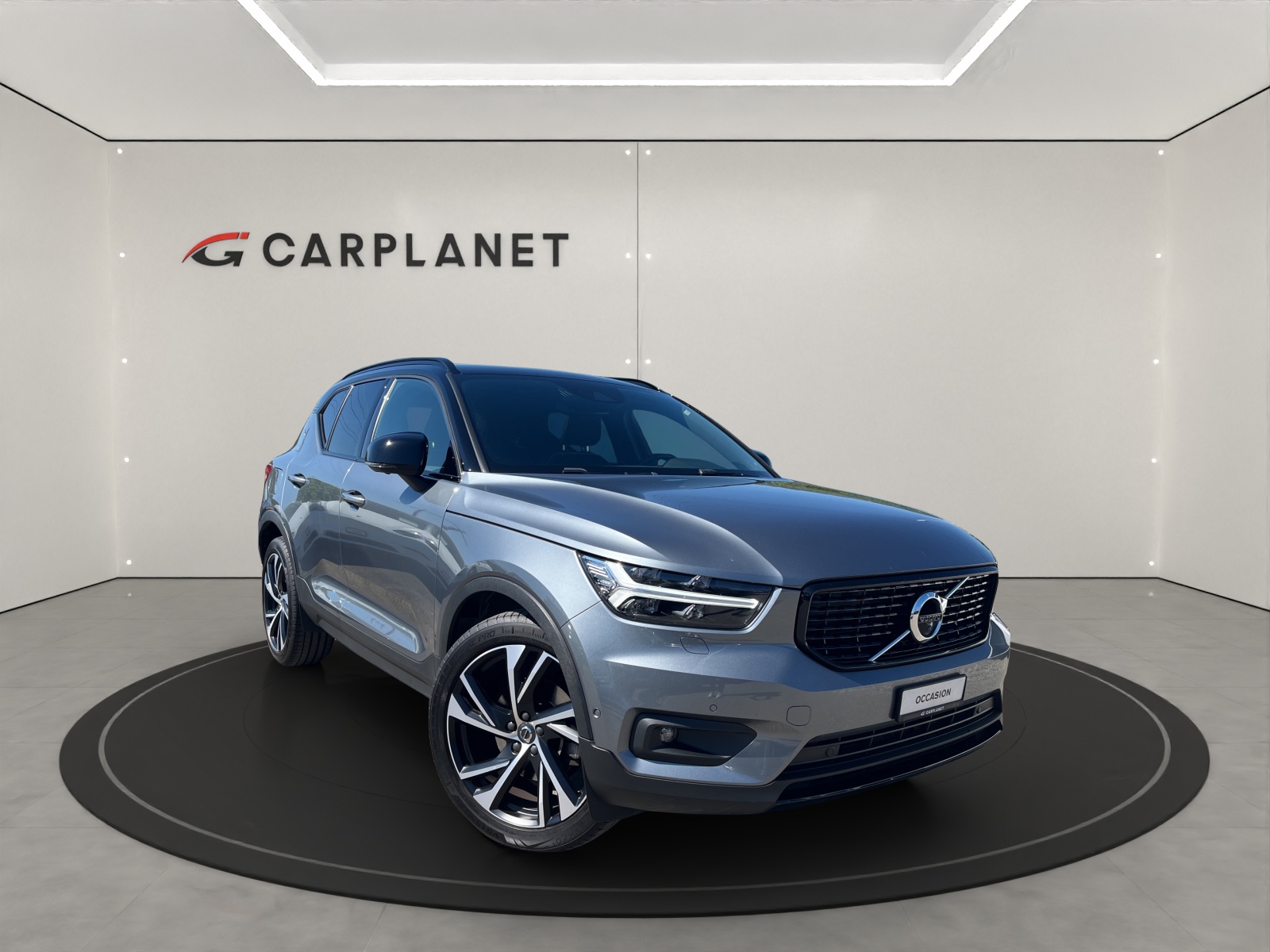 VOLVO XC40 2.0 T5 R-Design AWD-showroom-element-3